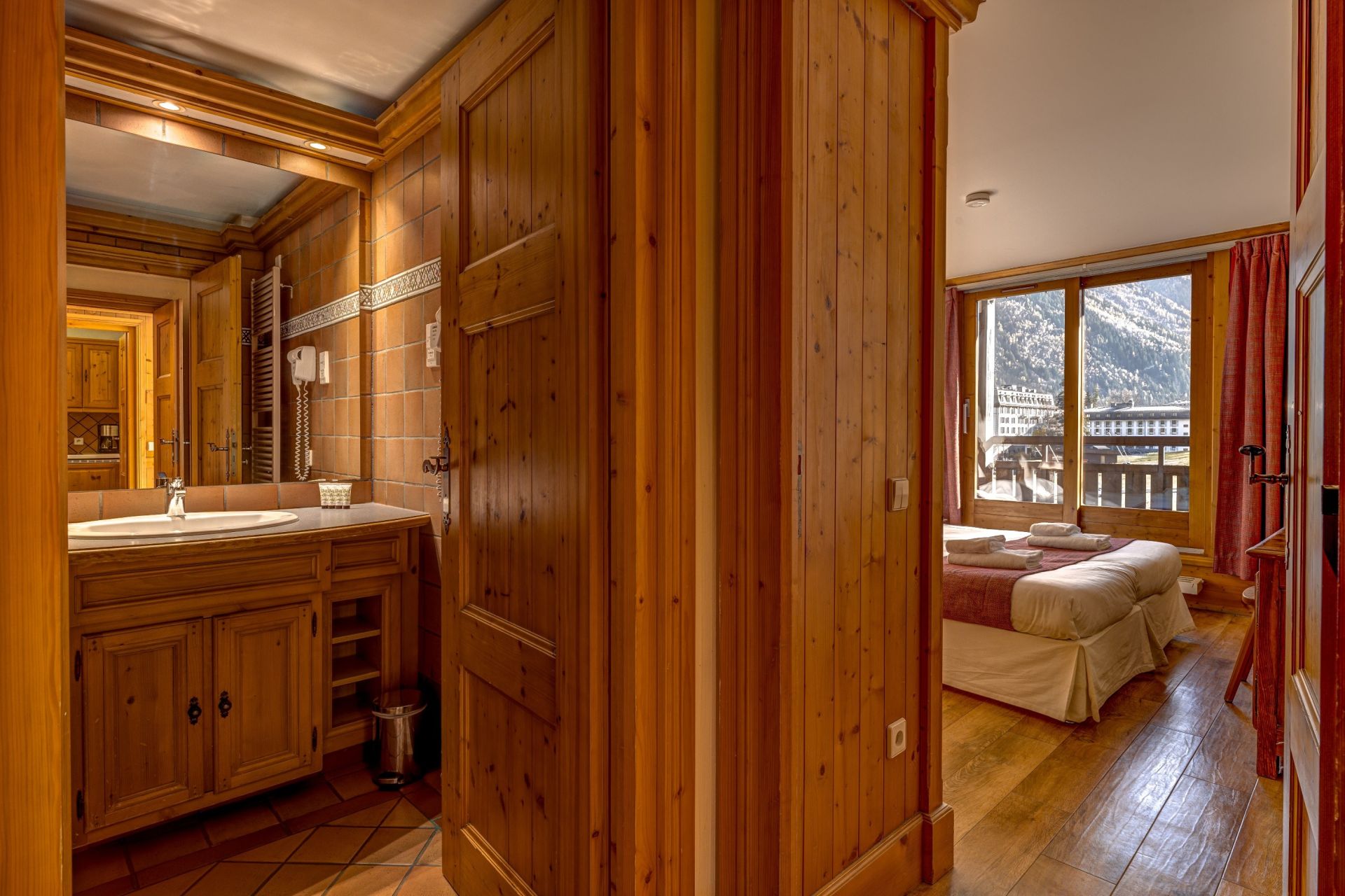 luxury apartment 2 Rooms for sale on CHAMONIX MONT BLANC (74400)