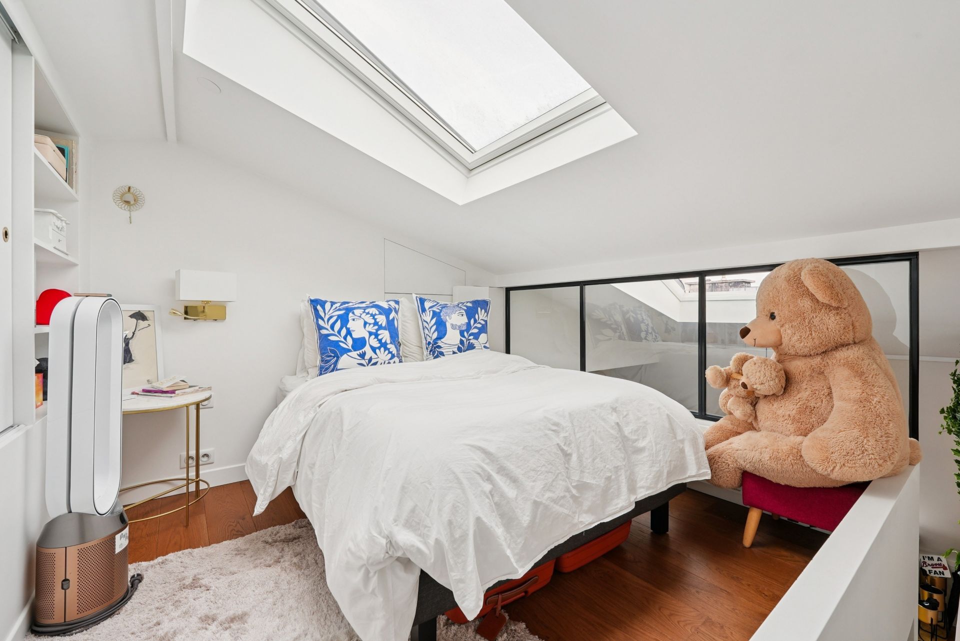 luxury apartment 2 Rooms for sale on PARIS (75008)