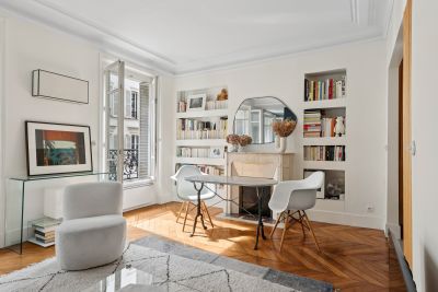 Sale Luxury apartment Paris 9 3 Rooms 55.41 m²