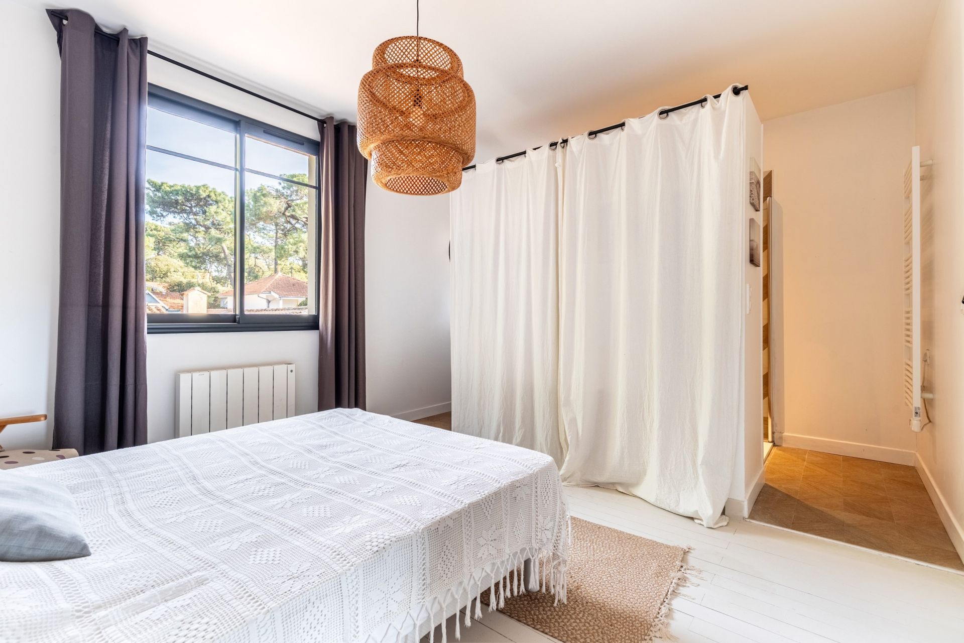 luxury house 7 Rooms for sale on PYLA SUR MER (33115)