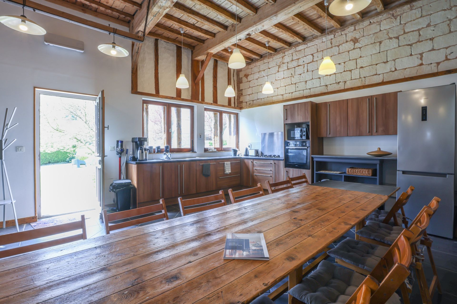 luxury property 14 Rooms for sale on MONTREUIL (62170)