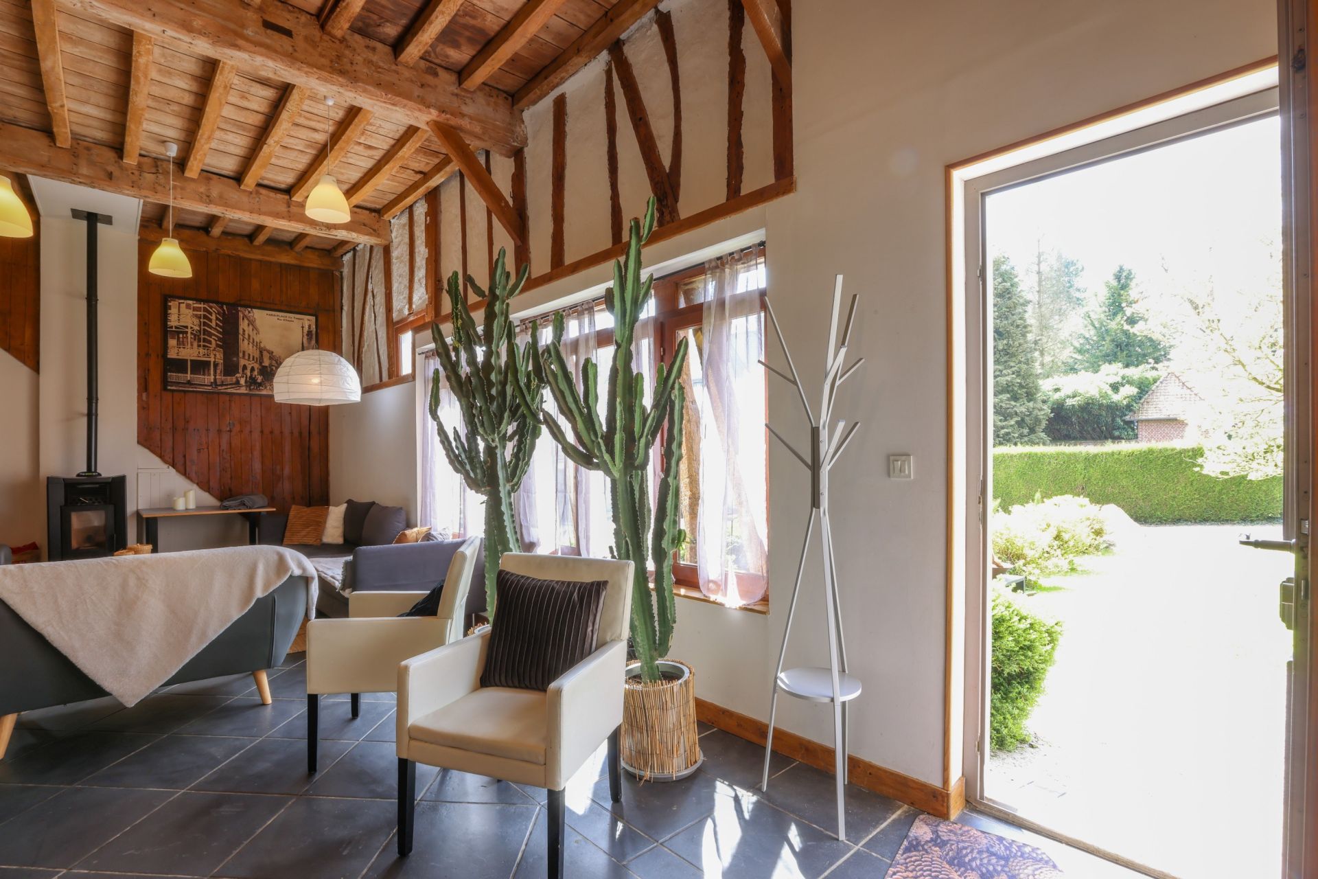 luxury property 14 Rooms for sale on MONTREUIL (62170)