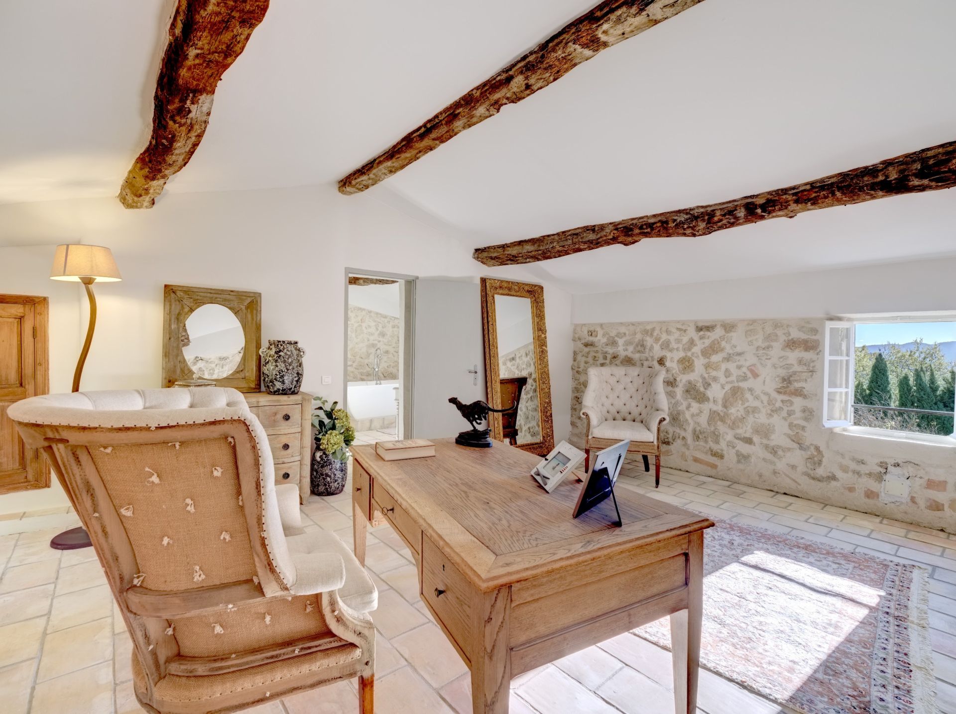 luxury provencale house 11 Rooms for sale on CHATEAUNEUF GRASSE (06740)
