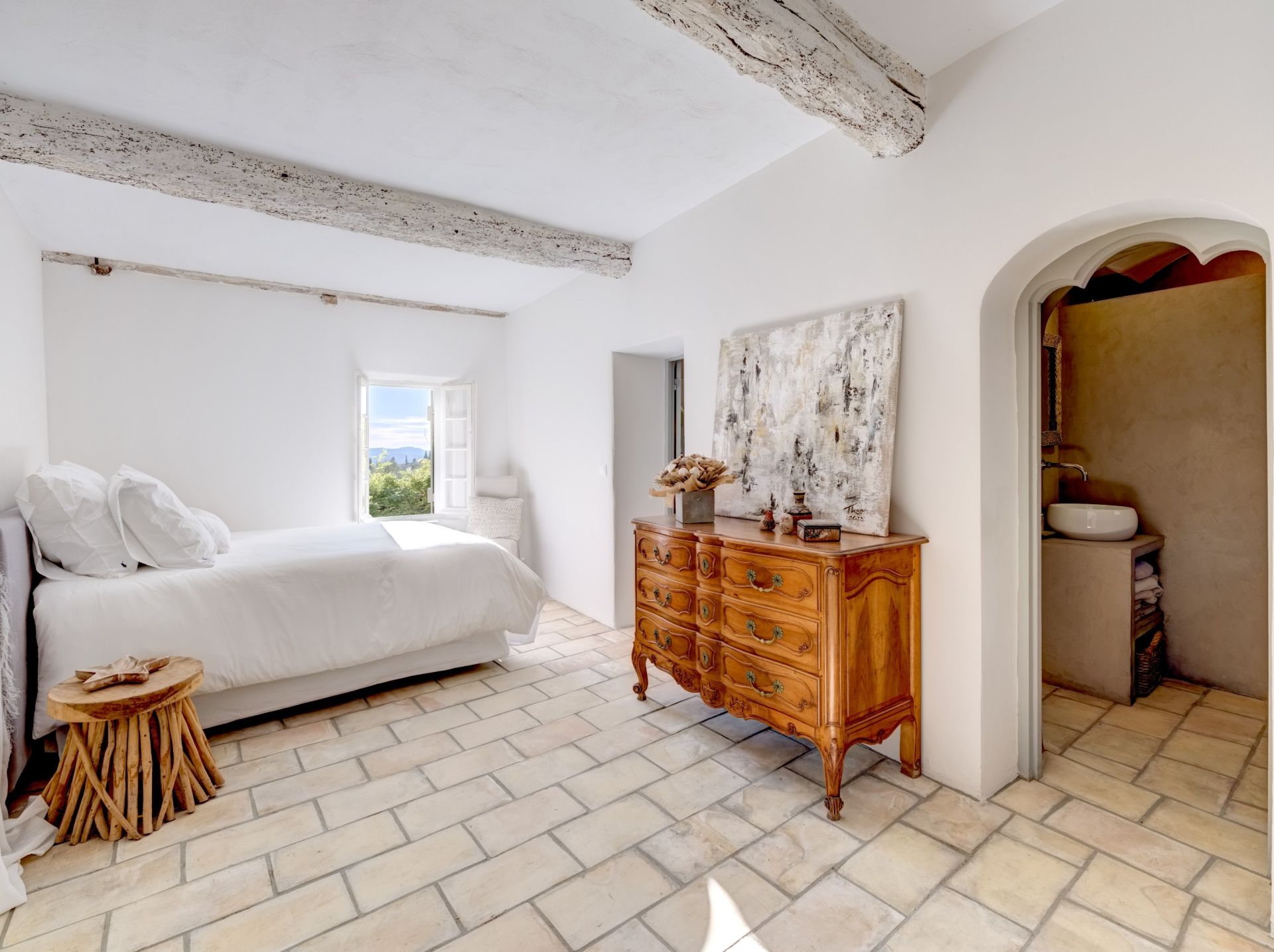 luxury provencale house 11 Rooms for sale on CHATEAUNEUF GRASSE (06740)