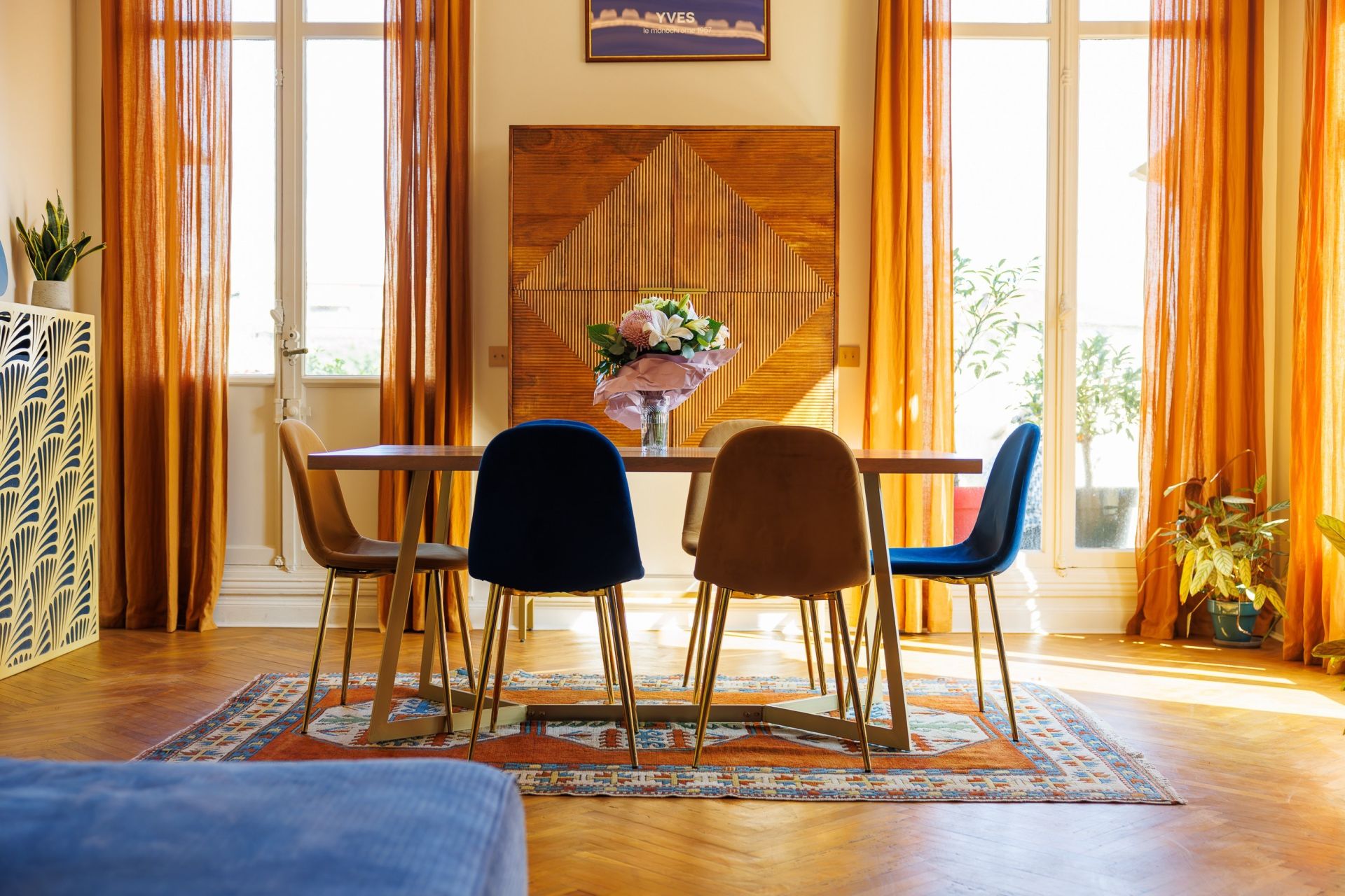 luxury apartment 5 Rooms for sale on NICE (06000)