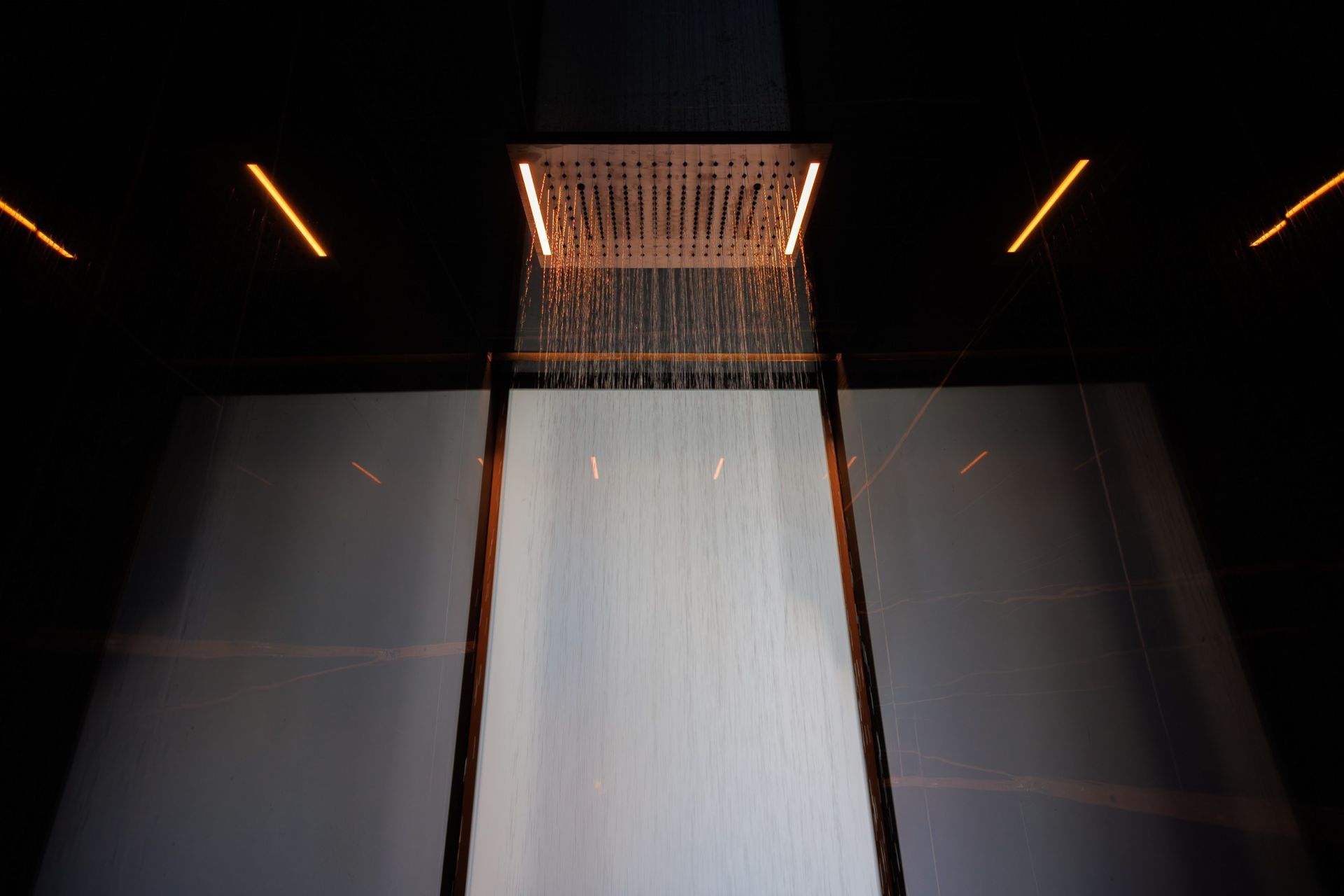 luxury apartment 5 Rooms for sale on NICE (06000)