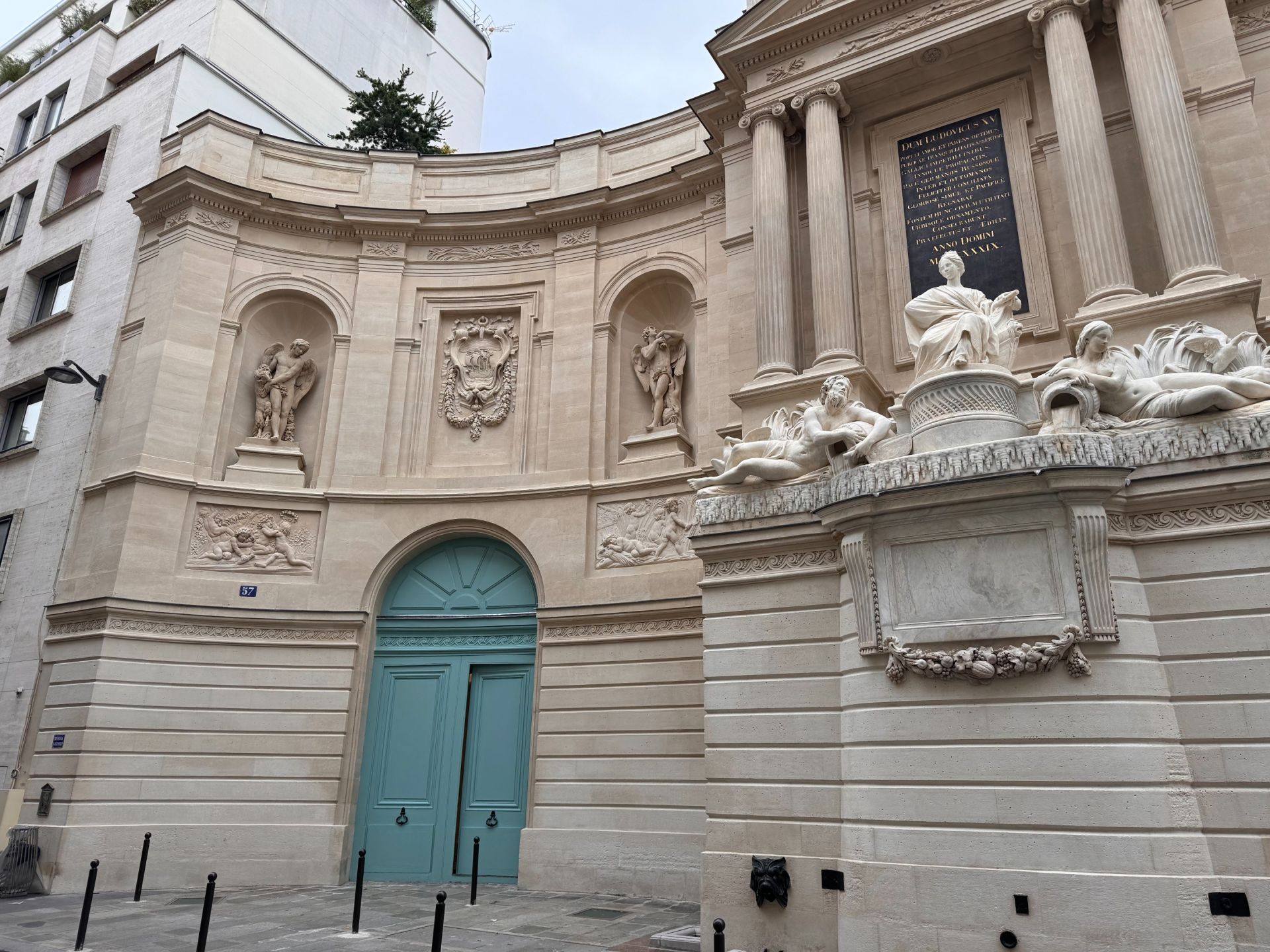 luxury apartment 3 Rooms for sale on PARIS (75007)