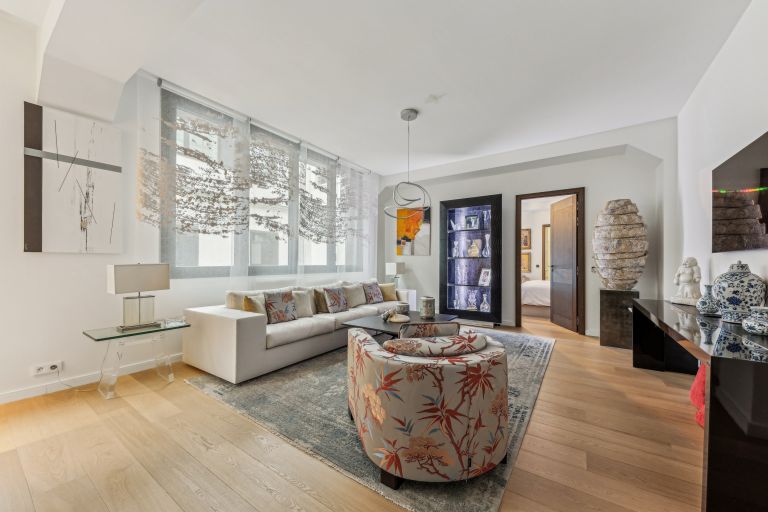 luxury apartment 3 Rooms for sale on PARIS (75007)