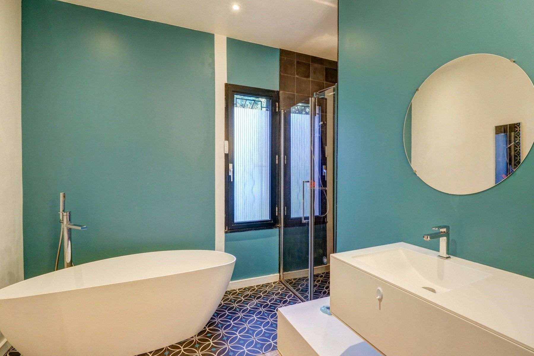 luxury house 8 Rooms for sale on TOULOUSE (31000)