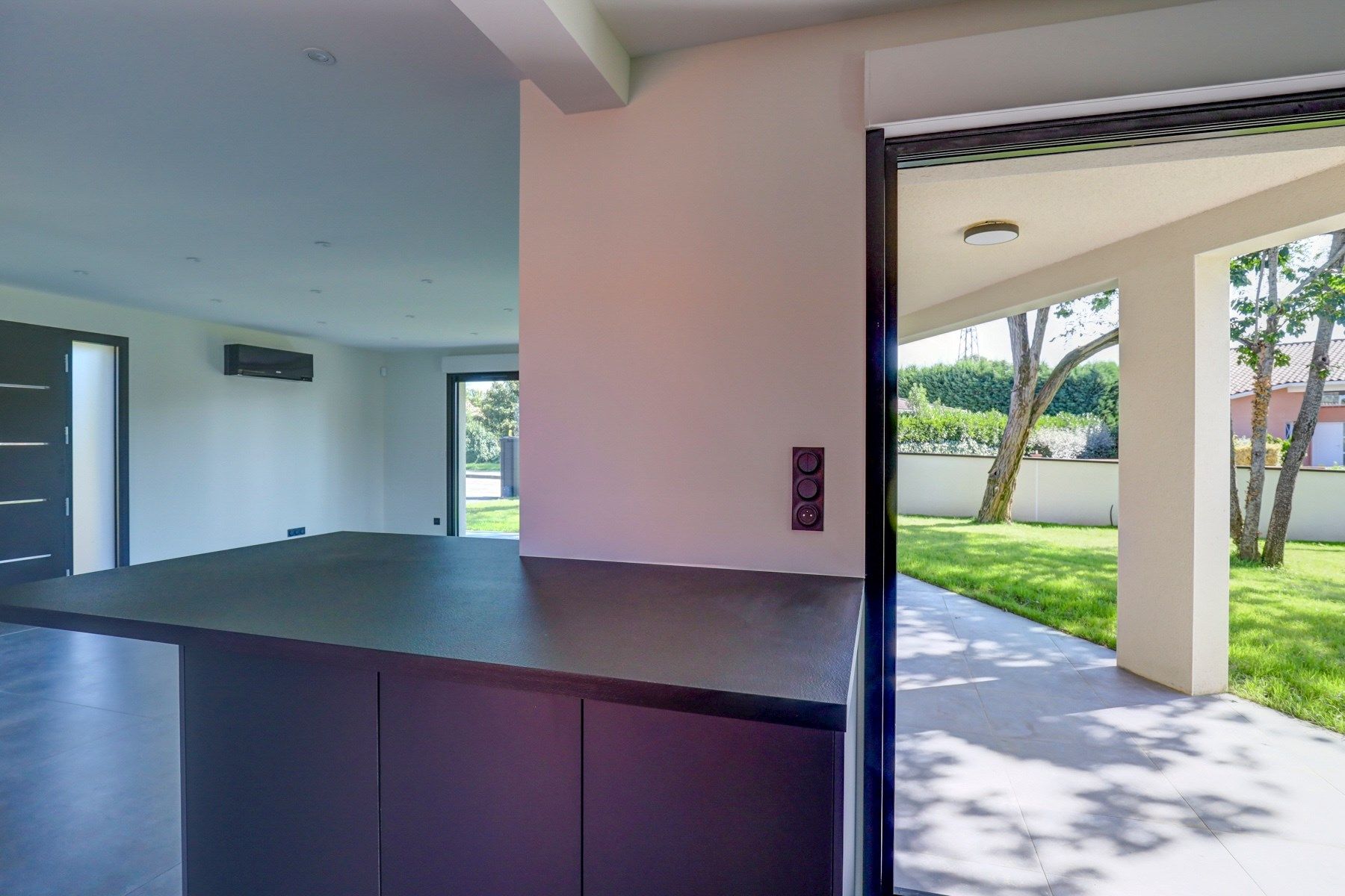 luxury house 5 Rooms for sale on BALMA (31130)