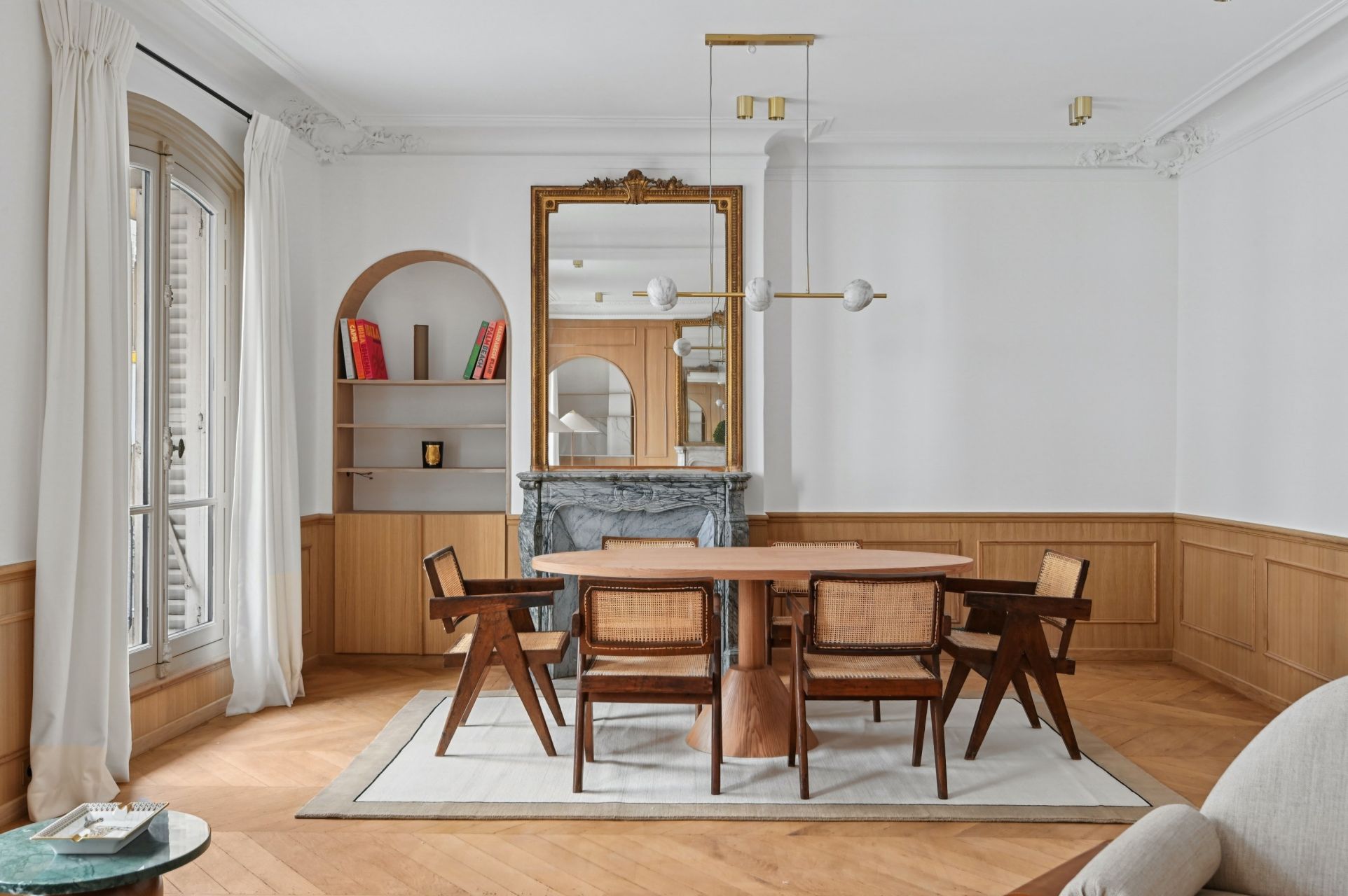 luxury apartment 5 Rooms for sale on PARIS (75007)