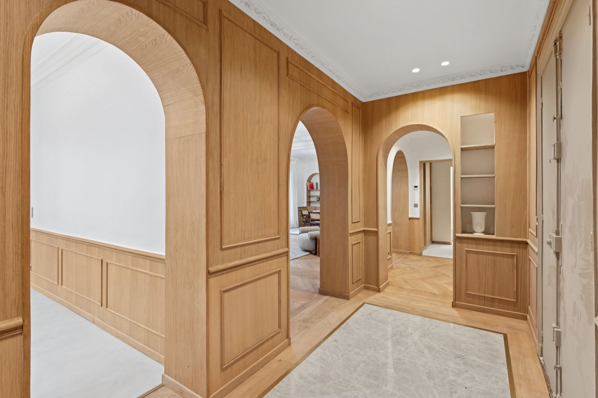 luxury apartment 5 Rooms for sale on PARIS (75007)