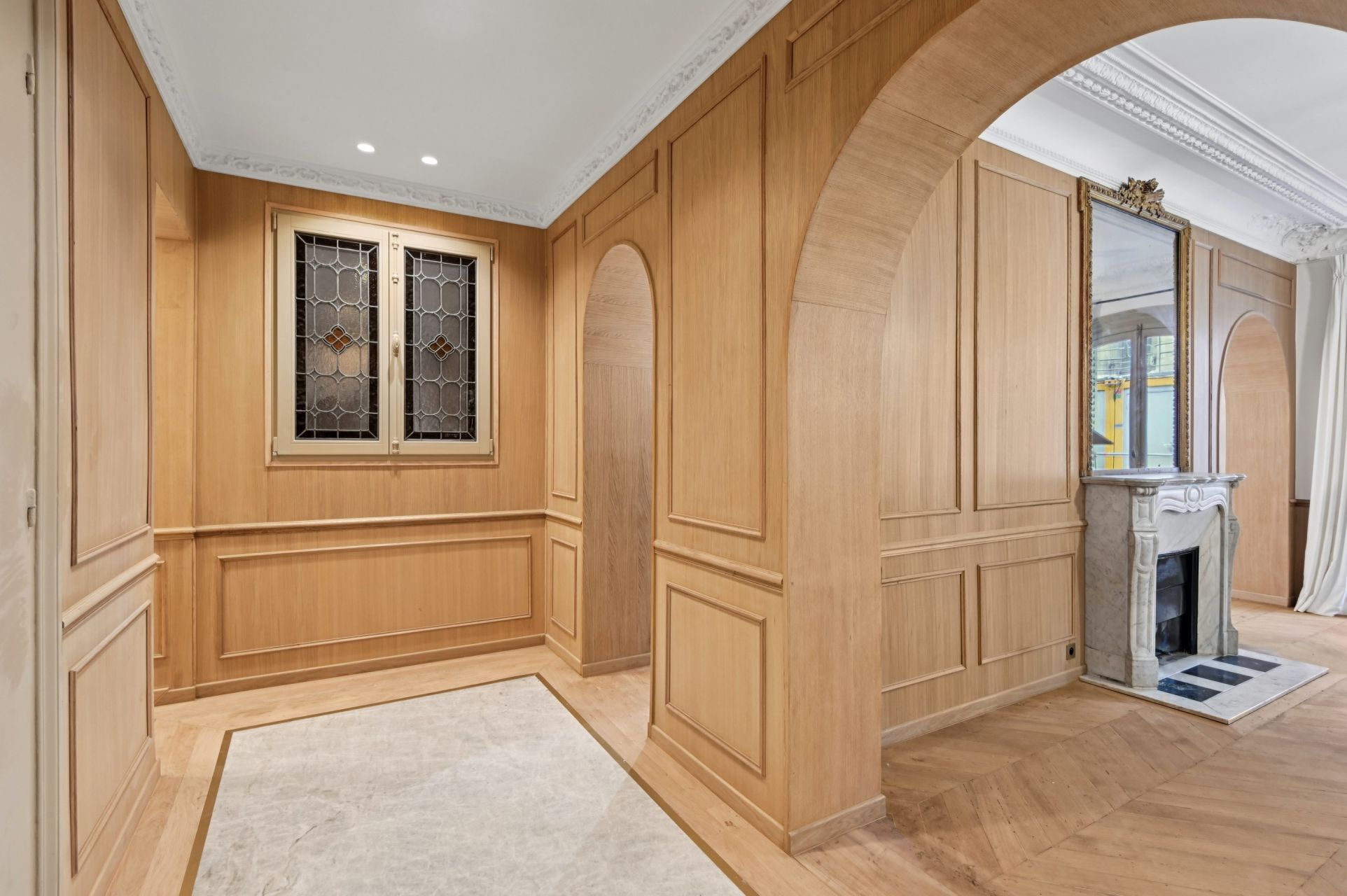 luxury apartment 5 Rooms for sale on PARIS (75007)