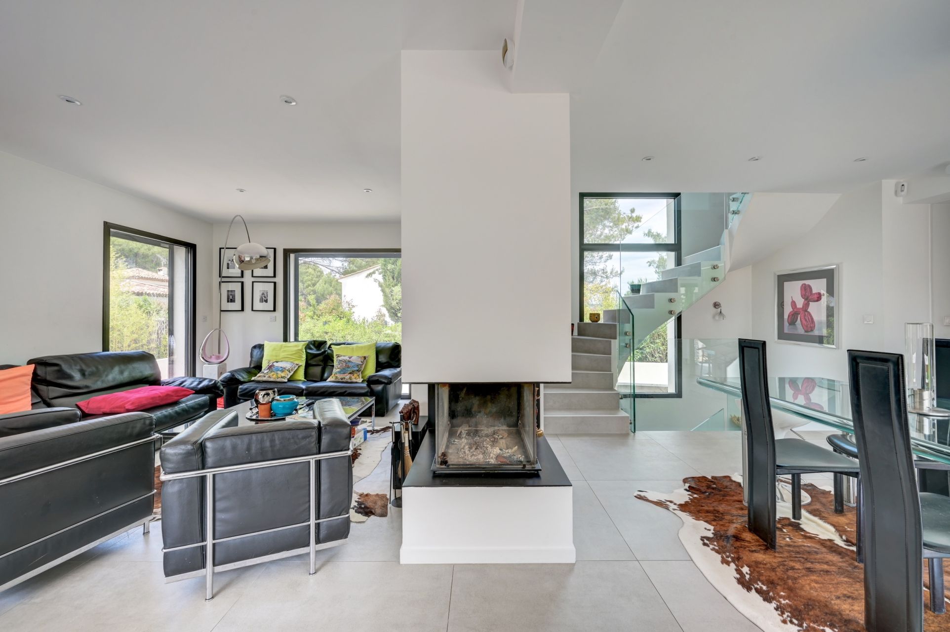 luxury house 6 Rooms for sale on AIX EN PROVENCE (13100)