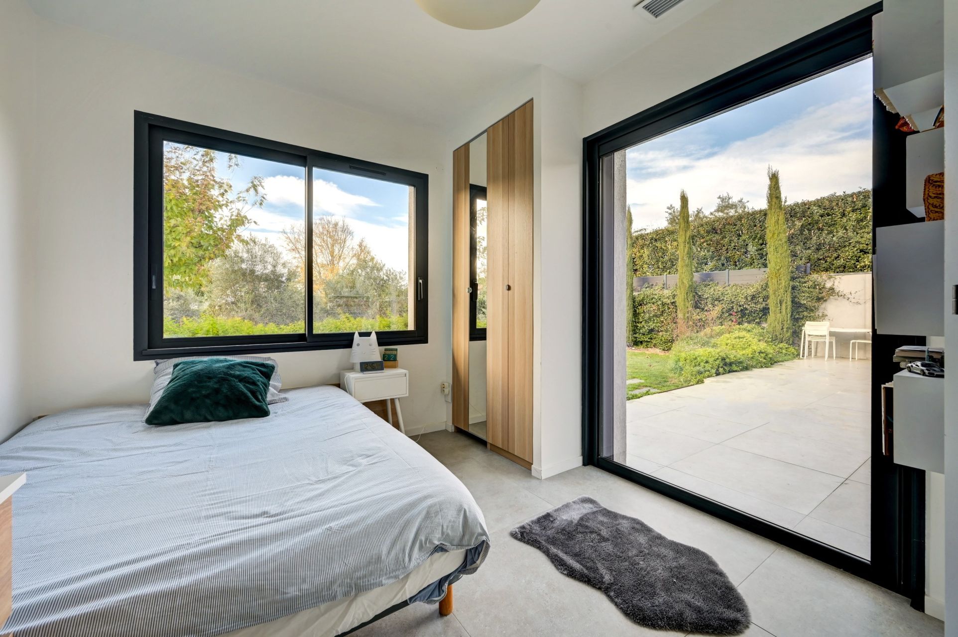 luxury house 5 Rooms for sale on AIX EN PROVENCE (13100)