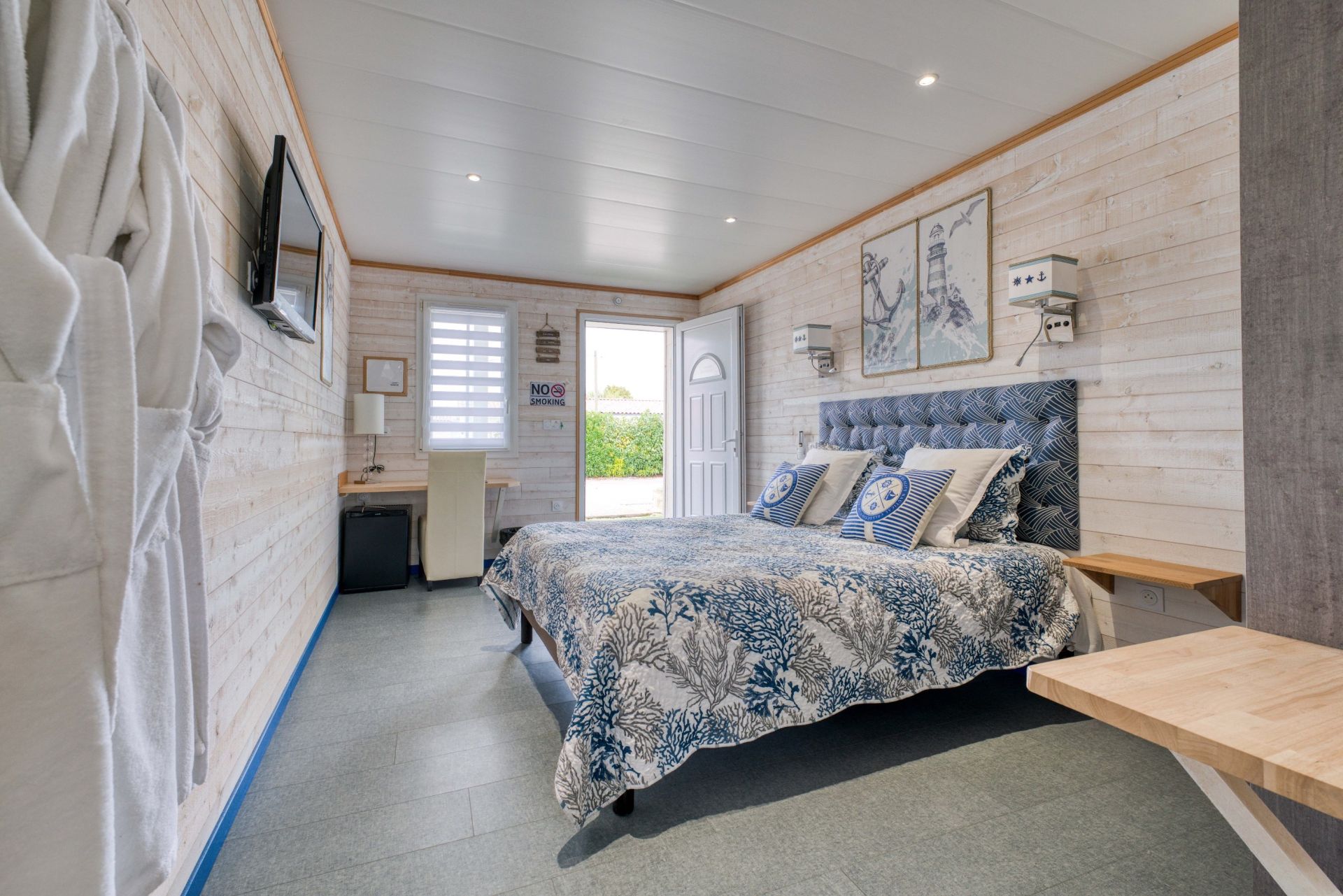 maison de maître 46 Pièces en vente sur ROULLET ST ESTEPHE (16440)