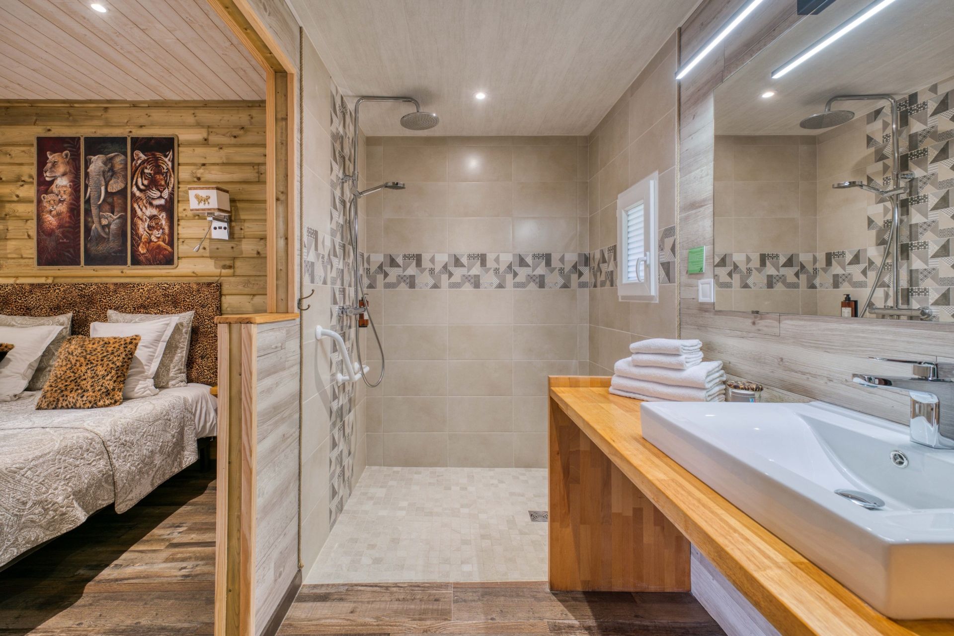 maison de maître 46 Pièces en vente sur ROULLET ST ESTEPHE (16440)