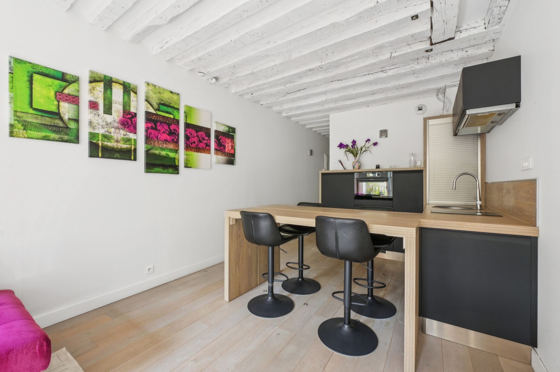 luxury apartment 2 Rooms for sale on PARIS (75002)