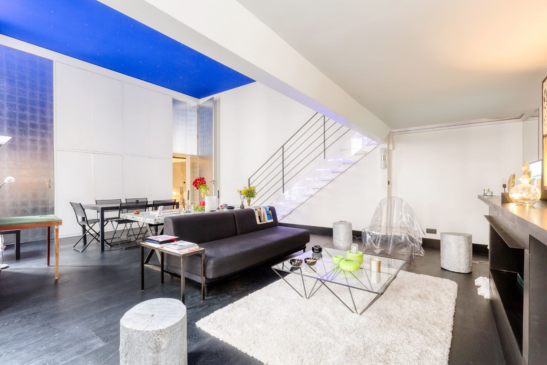 luxury apartment 4 Rooms for sale on PARIS (75007)