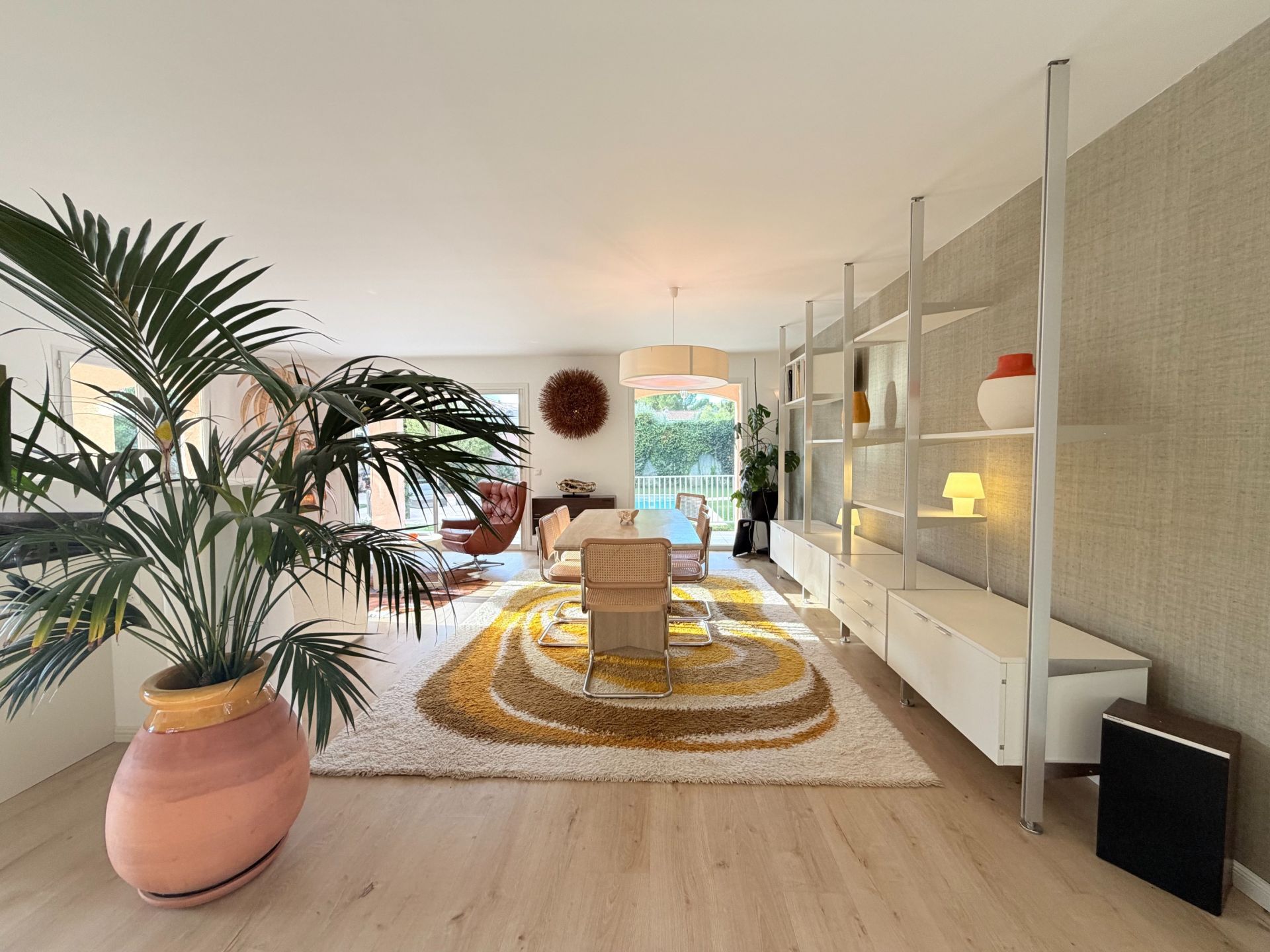 luxury house 5 Rooms for sale on MONTPELLIER (34000)