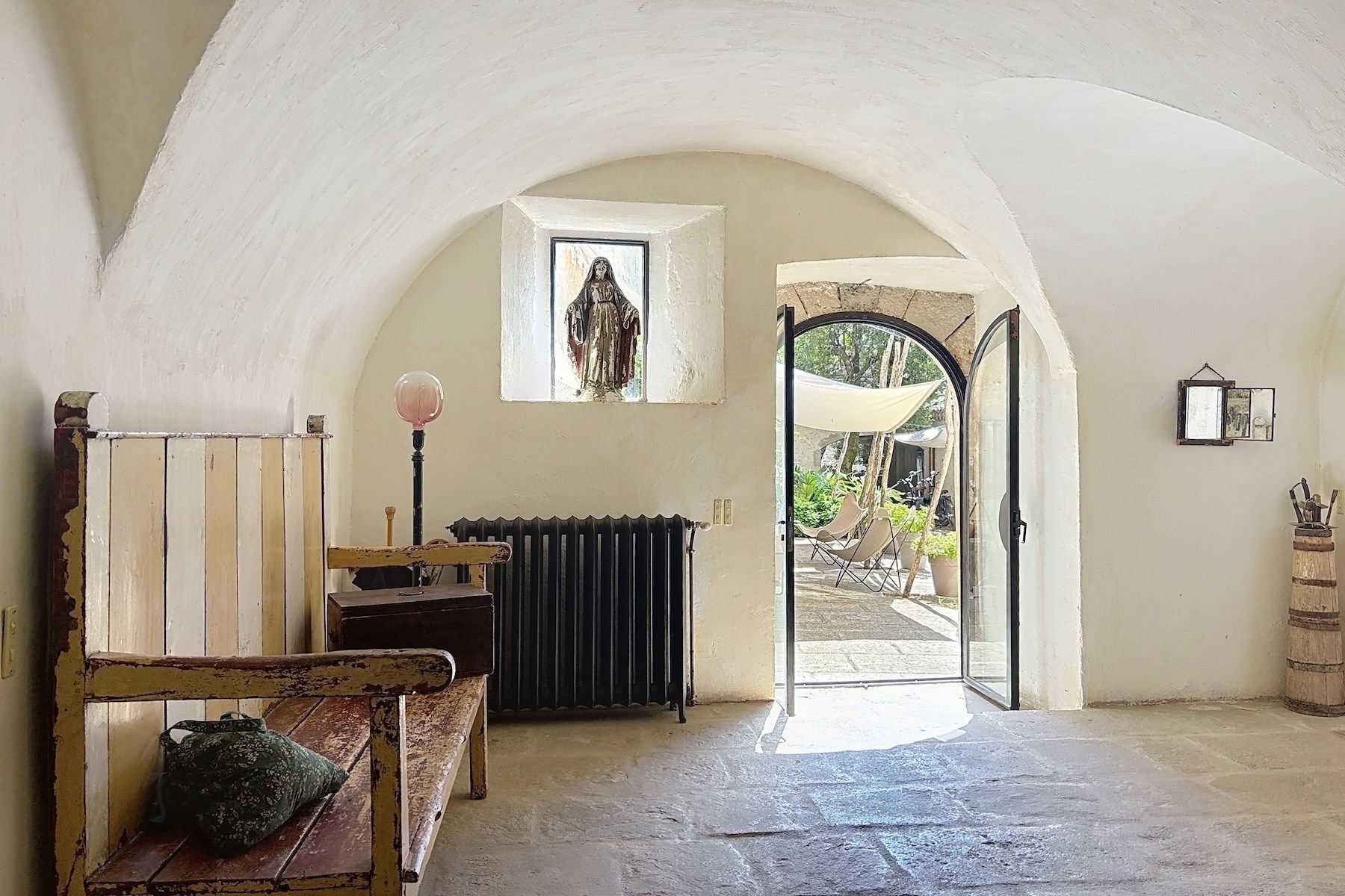 castle 12 Rooms for sale on MONTAREN ET ST MEDIERS (30700)