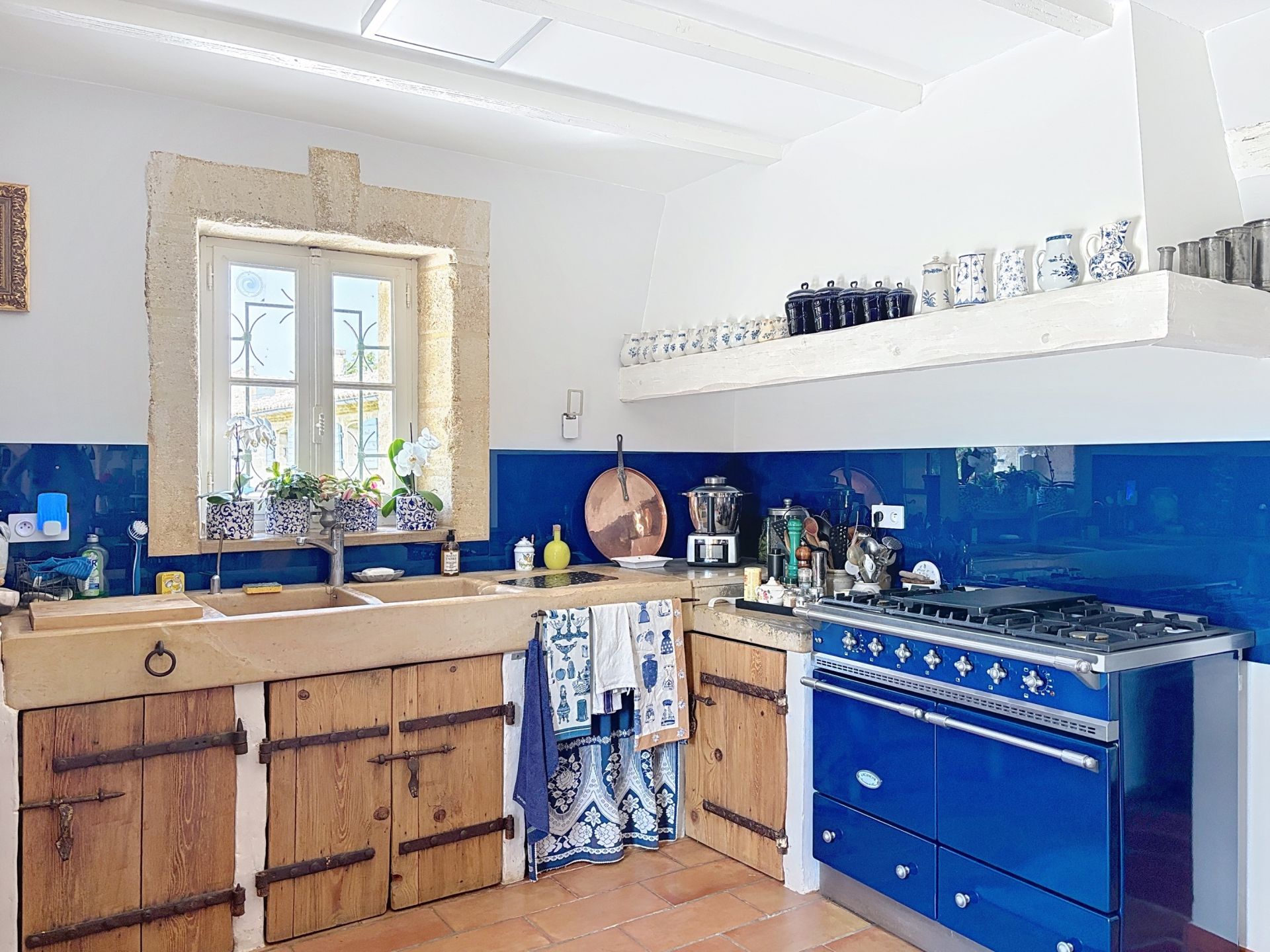 luxury house 11 Rooms for sale on UZES (30700)