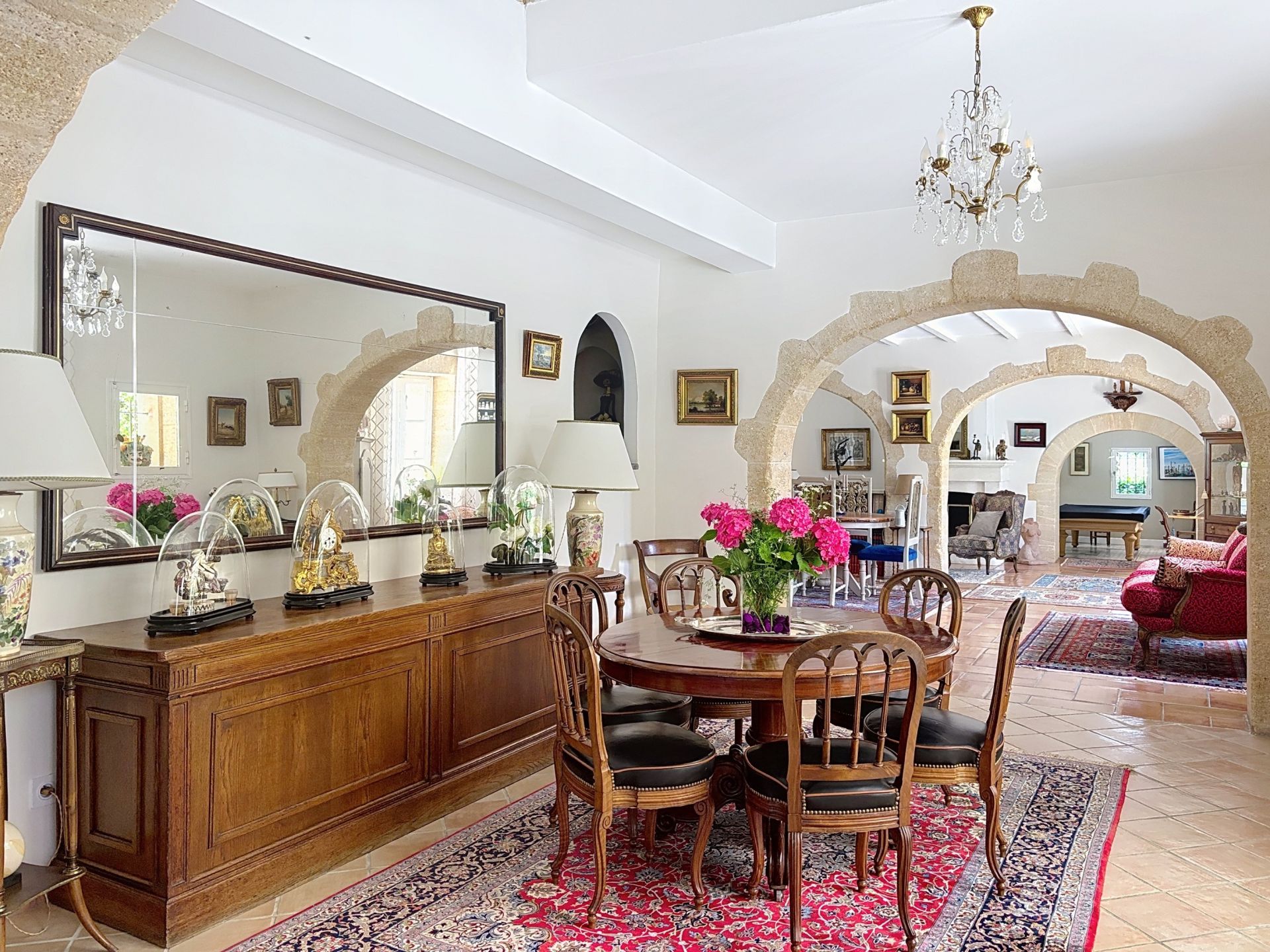 luxury house 11 Rooms for sale on UZES (30700)