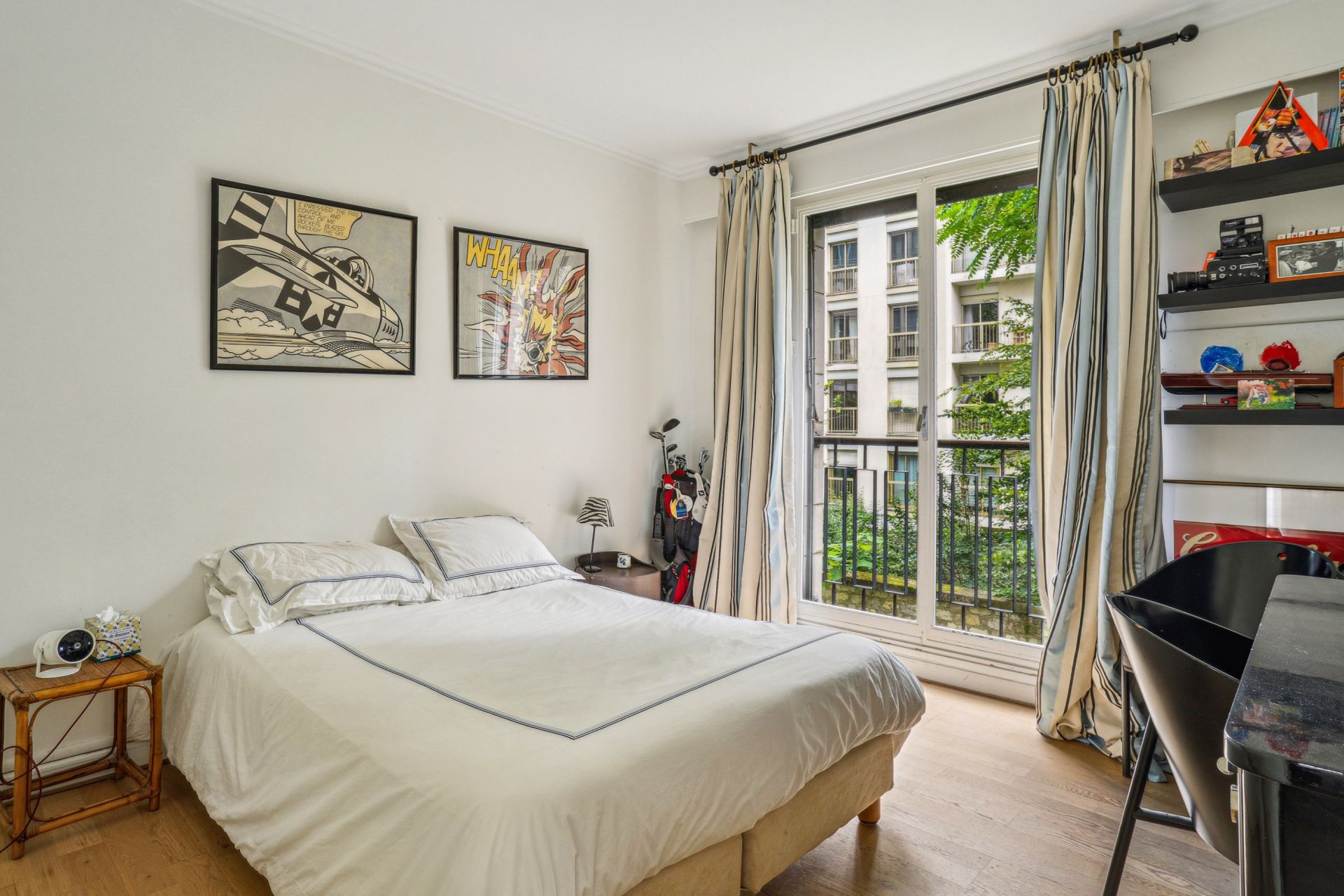 luxury apartment 5 Rooms for sale on PARIS (75016)
