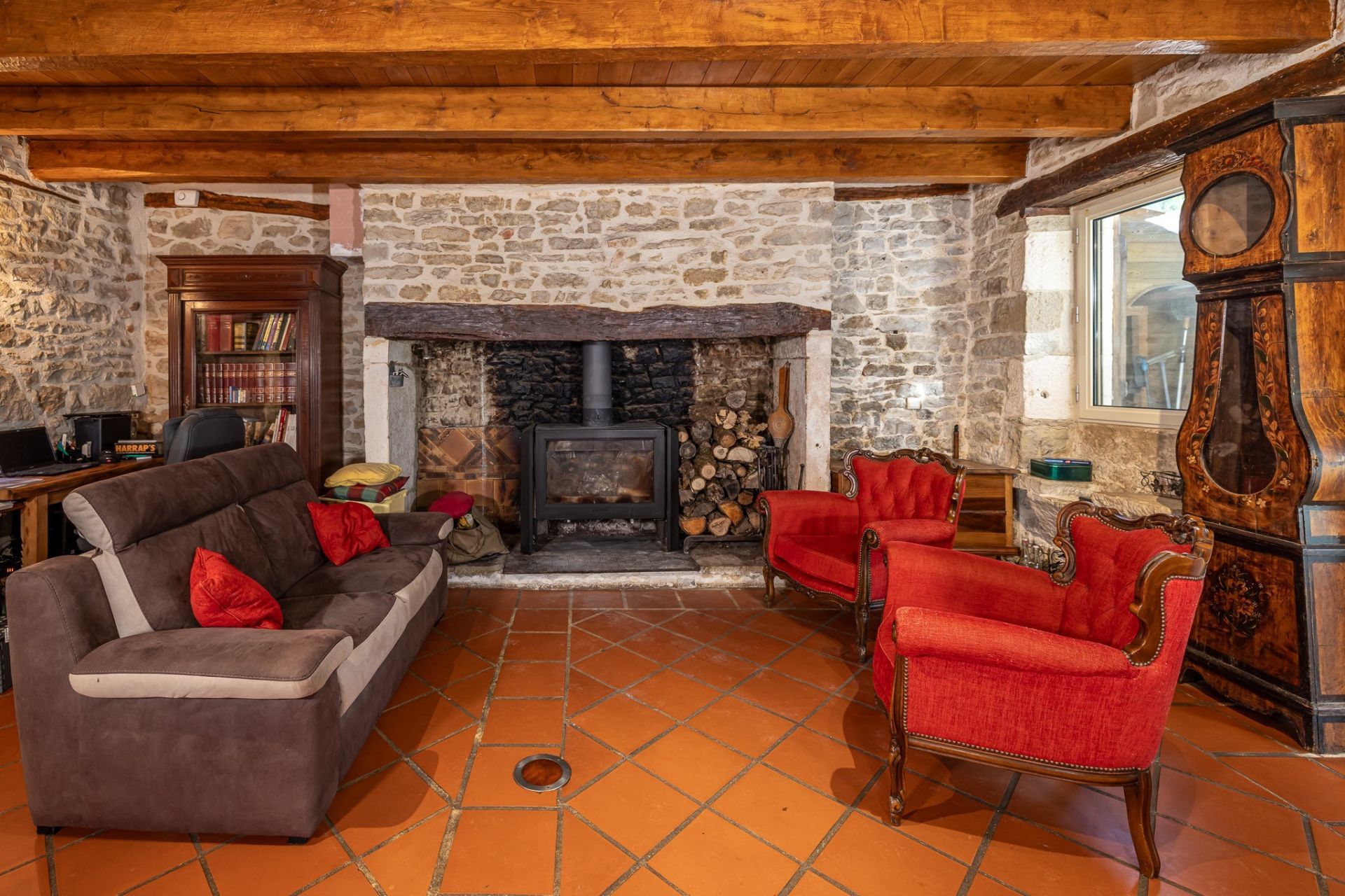 luxury house 6 Rooms for sale on SOUILLAC (46200)