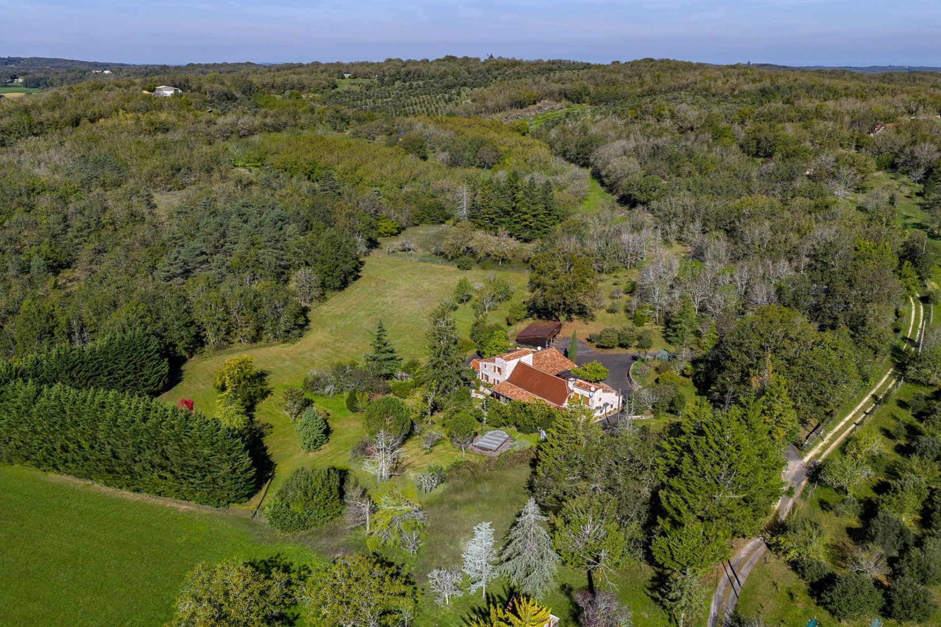 luxury house 6 Rooms for sale on SOUILLAC (46200)