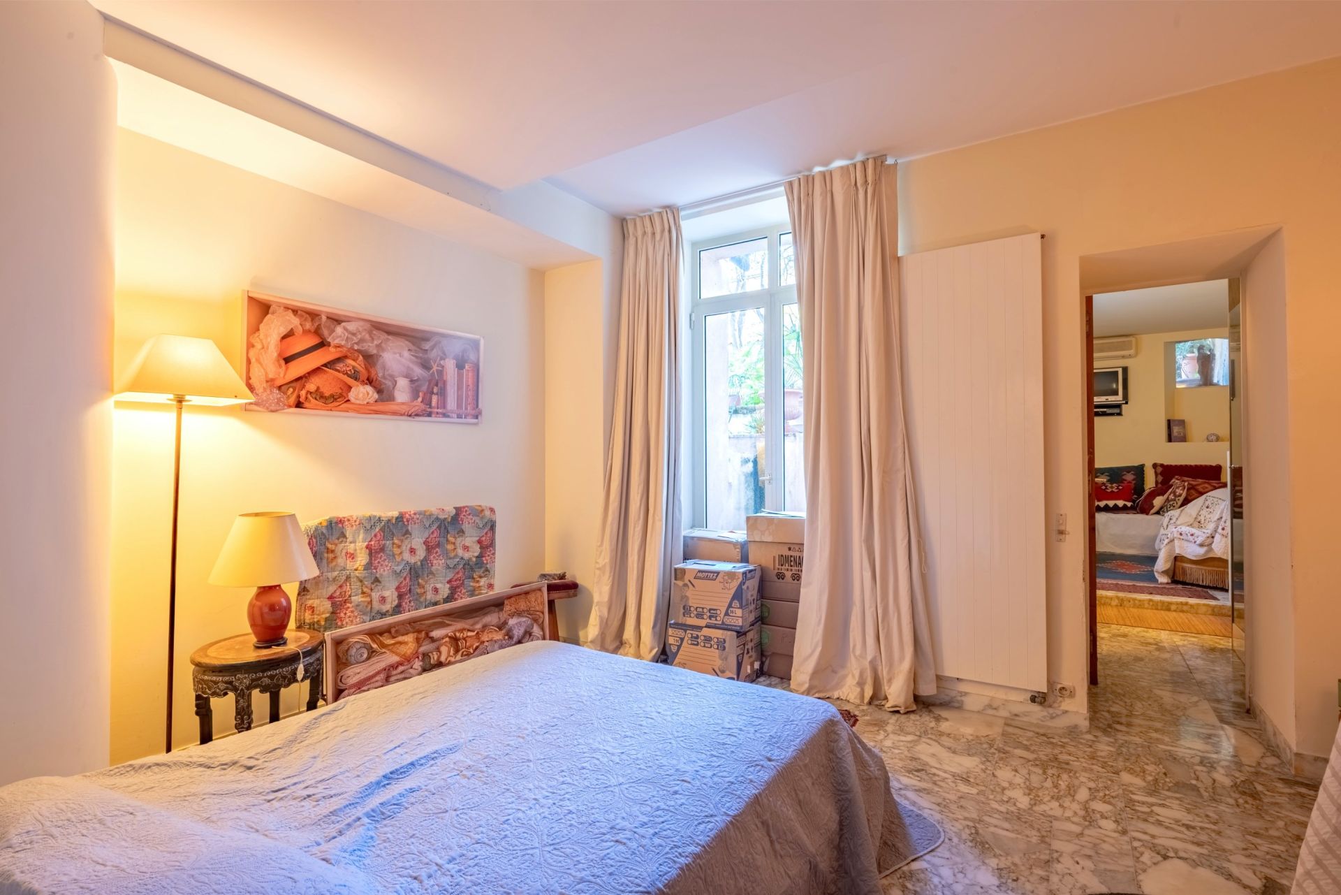 luxury apartment 8 Rooms for sale on AIX EN PROVENCE (13100)
