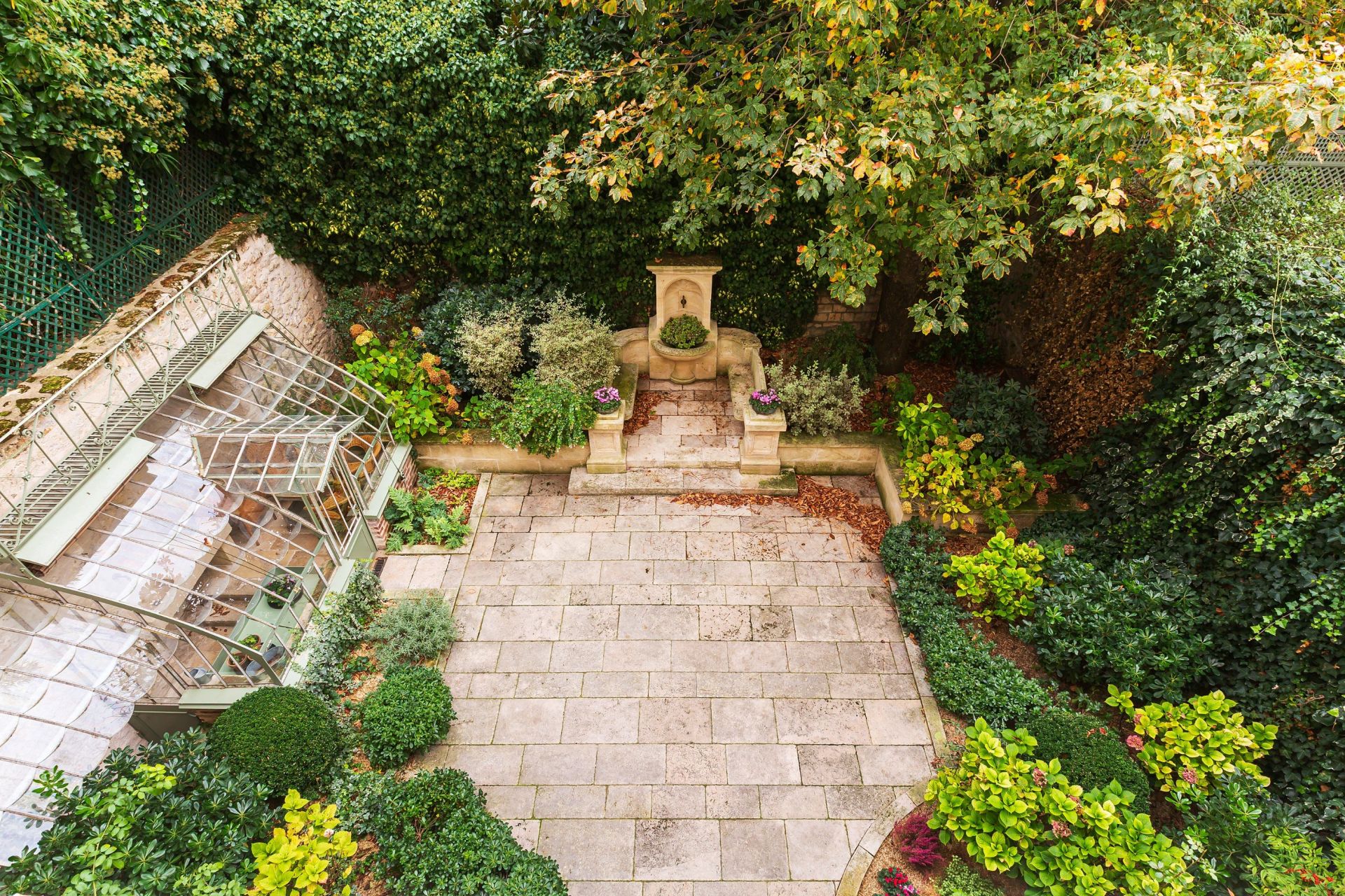 luxury apartment 4 Rooms for sale on PARIS (75007)