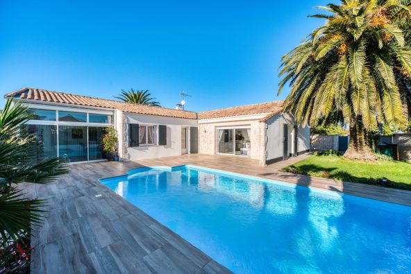 Sale Luxury house Saint-Pierre-d'Oléron 6&nbsp;Rooms 138&nbsp;m²