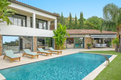 Sale Luxury house Ollioules 7 Rooms 292 m²