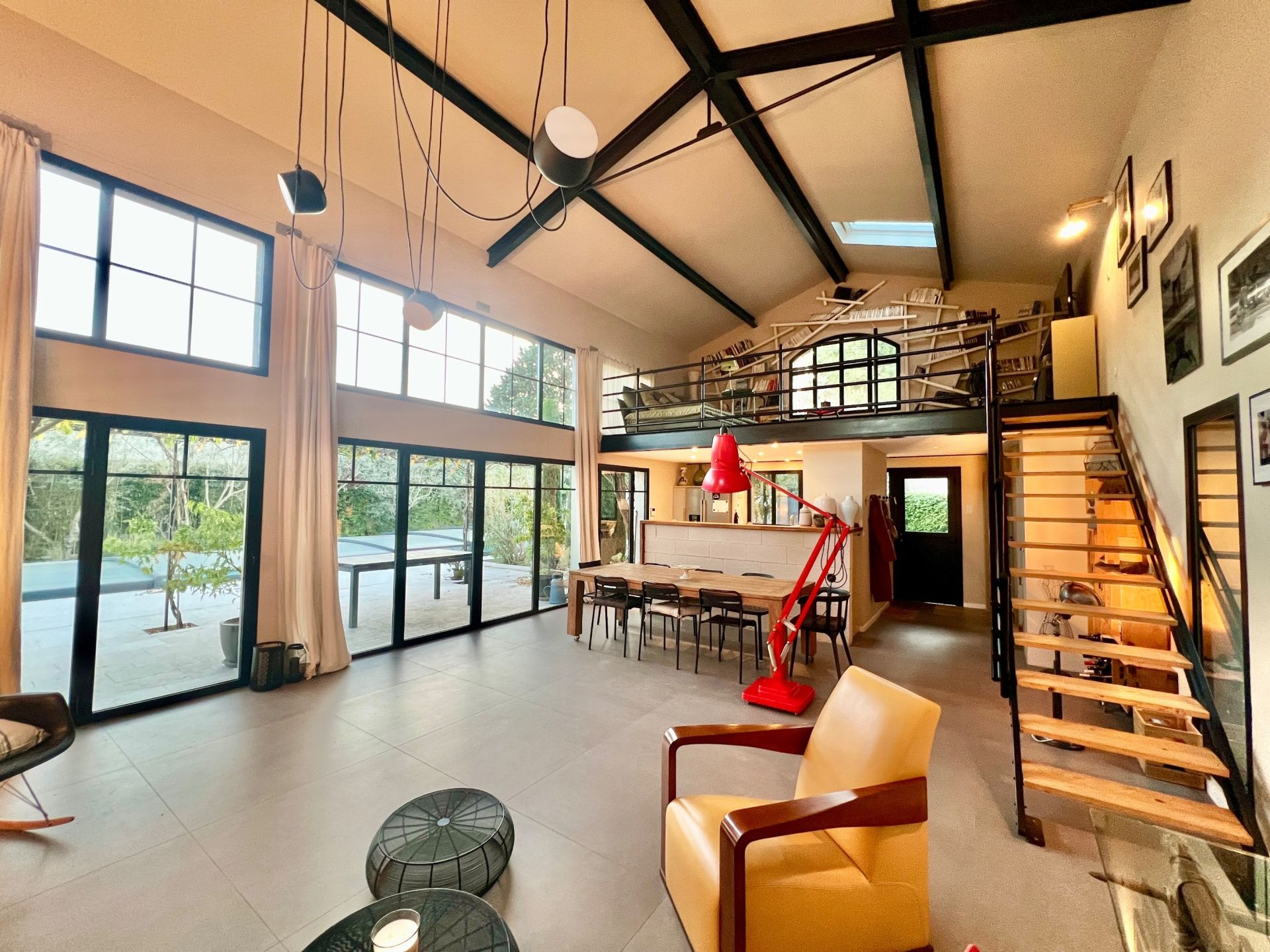 luxury house 5 Rooms for sale on ST REMY DE PROVENCE (13210)