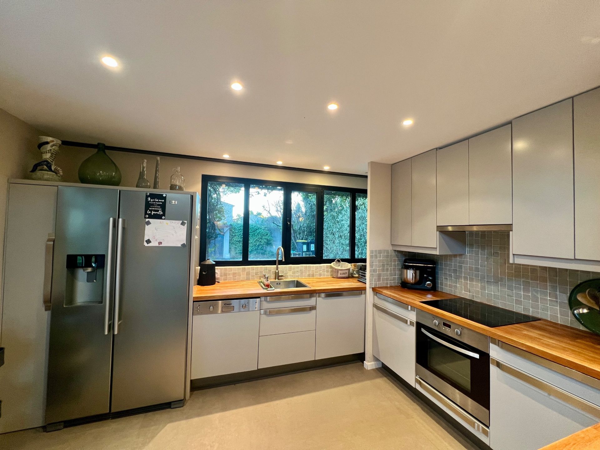 luxury house 5 Rooms for sale on ST REMY DE PROVENCE (13210)