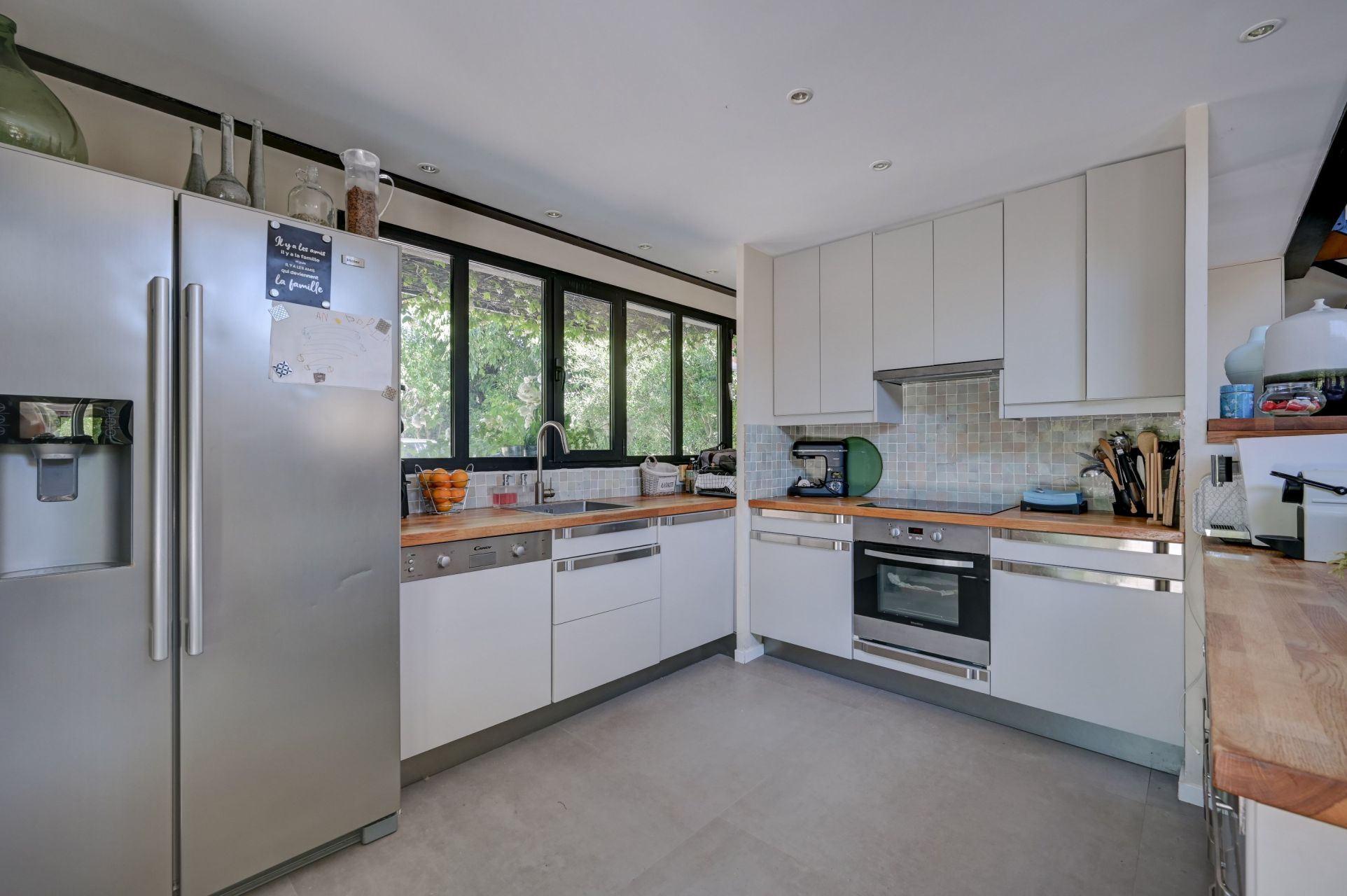 luxury house 5 Rooms for sale on ST REMY DE PROVENCE (13210)