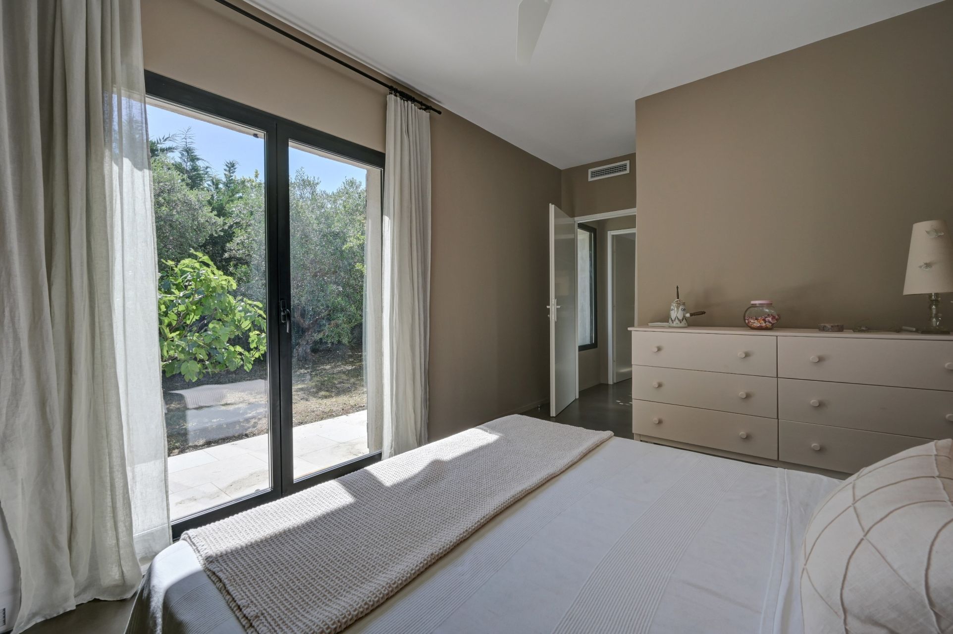luxury house 5 Rooms for sale on ST REMY DE PROVENCE (13210)