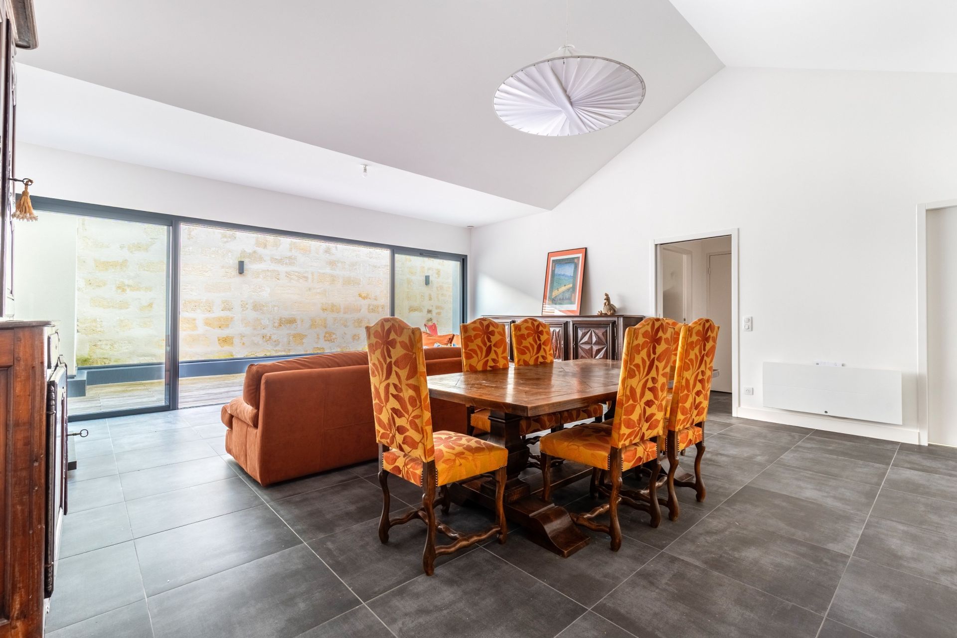 luxury apartment 3 Rooms for sale on BORDEAUX (33000)