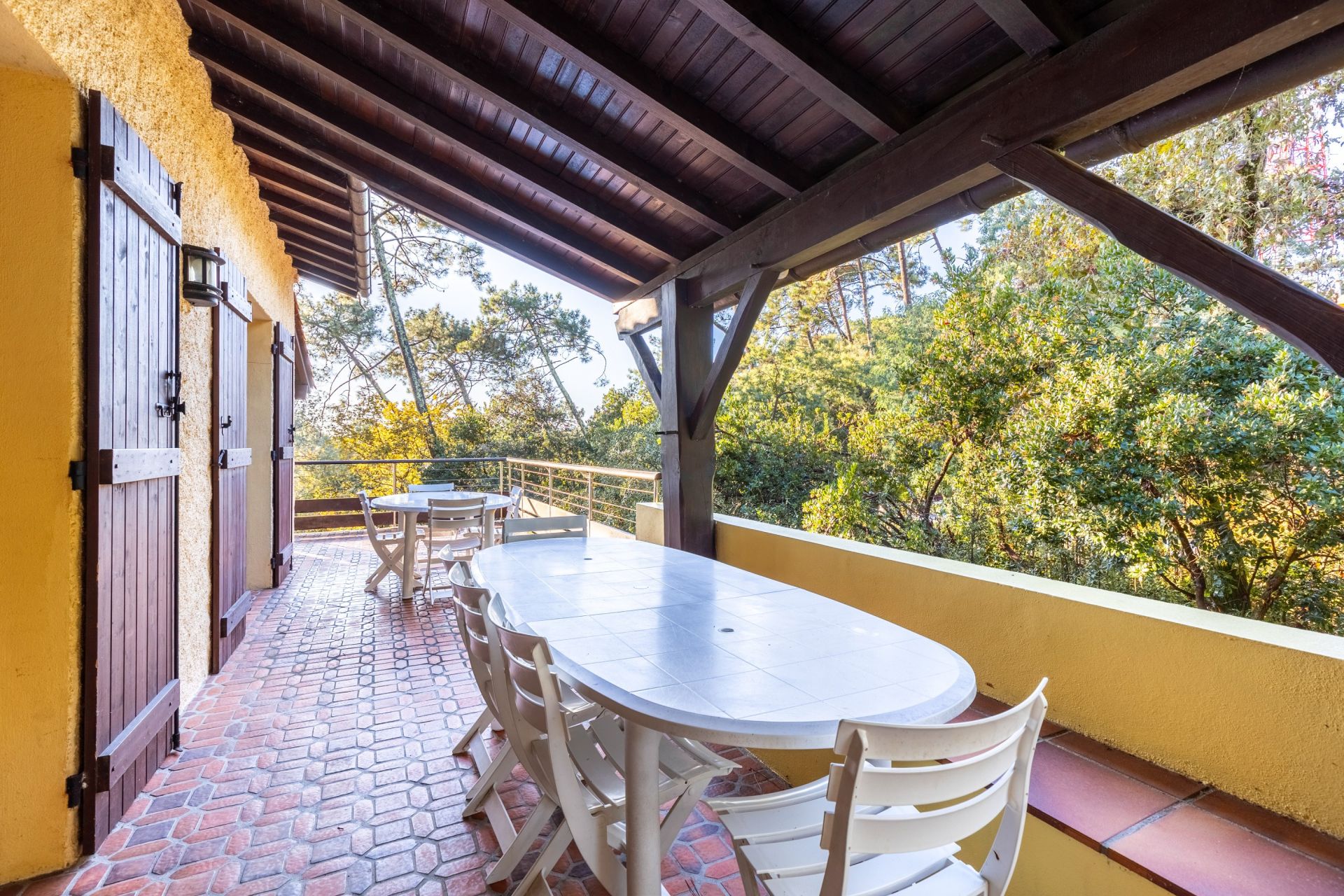 luxury house 7 Rooms for sale on CAP FERRET (33970)