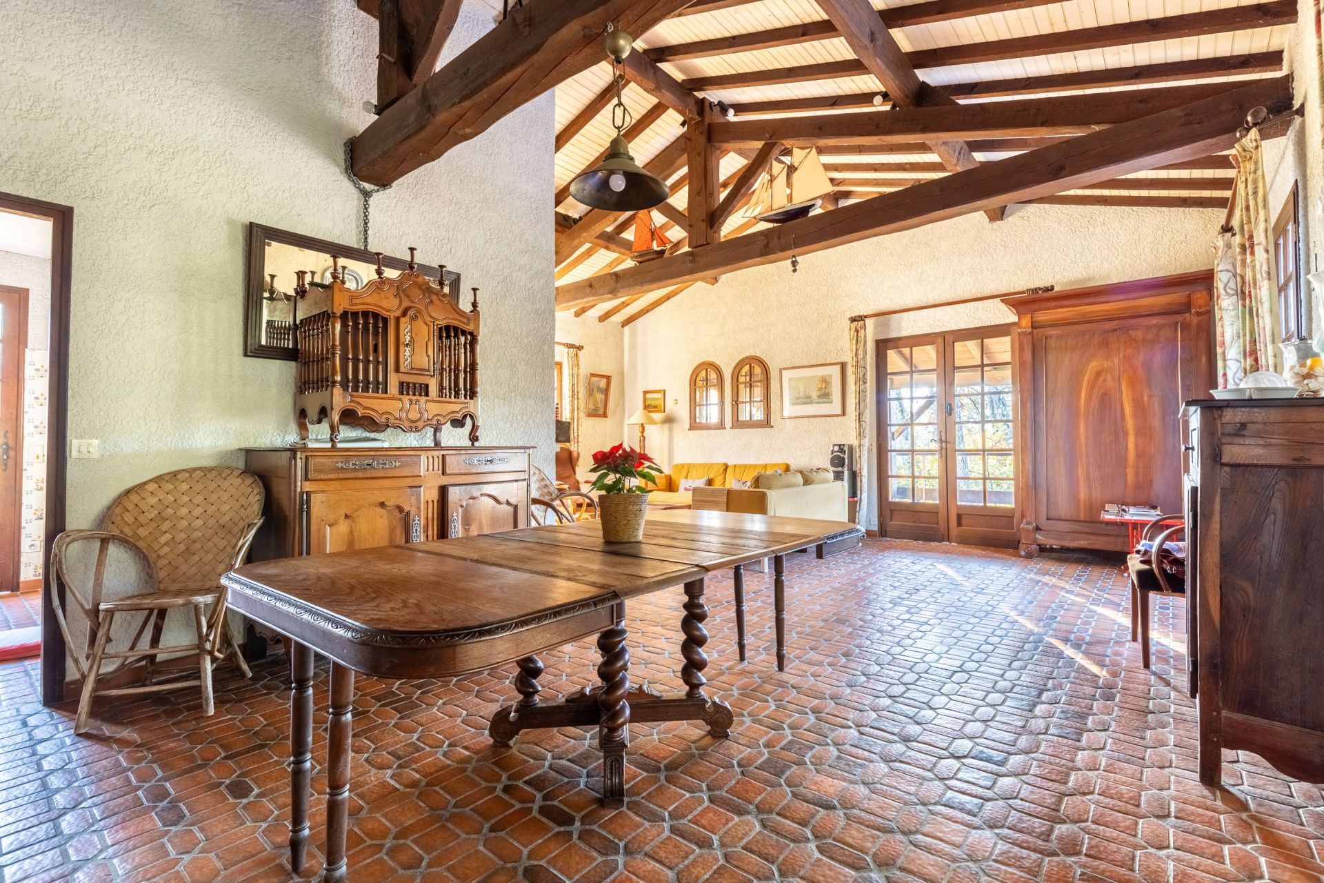 luxury house 7 Rooms for sale on CAP FERRET (33970)