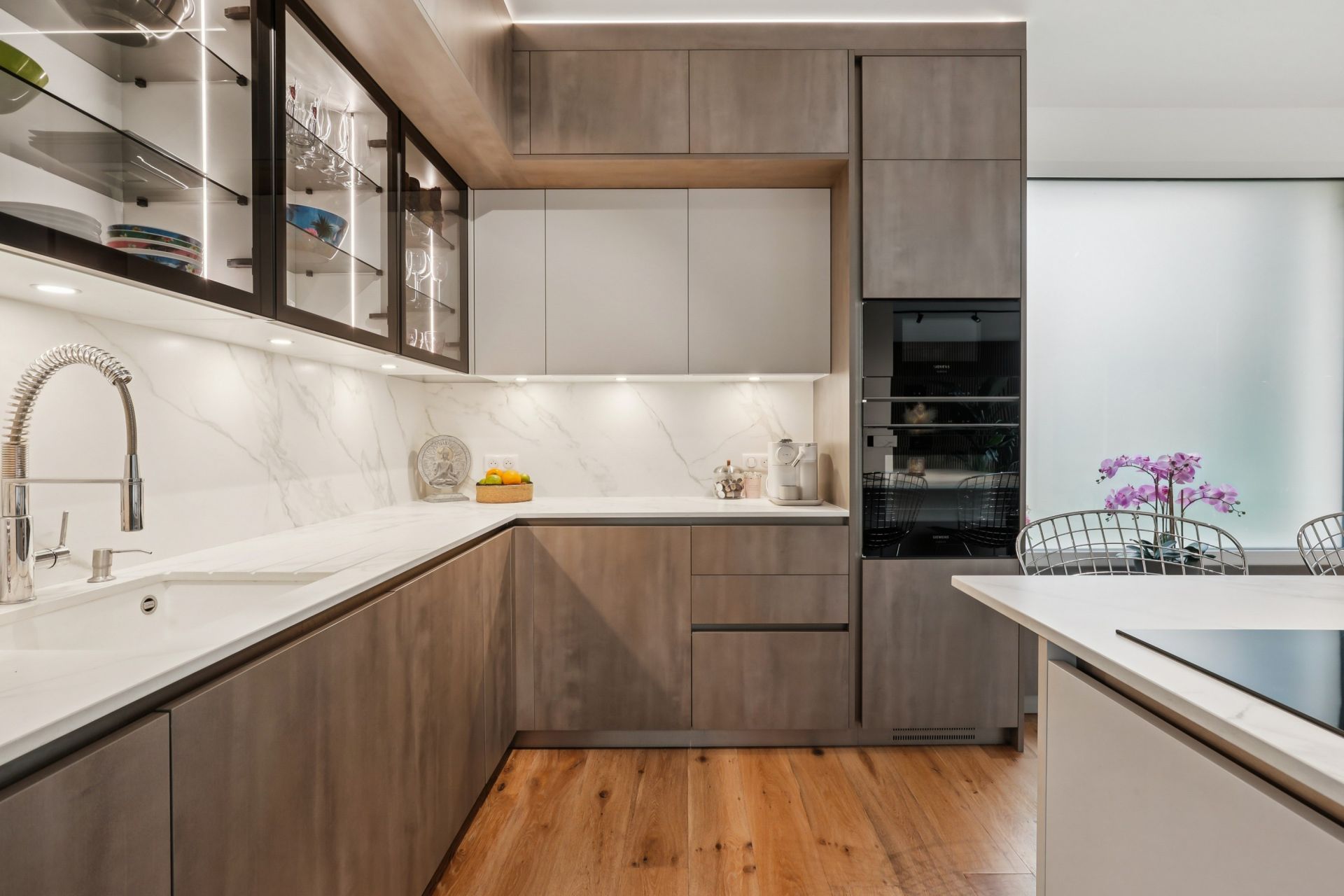 luxury house 5 Rooms for sale on CLAMART (92140)