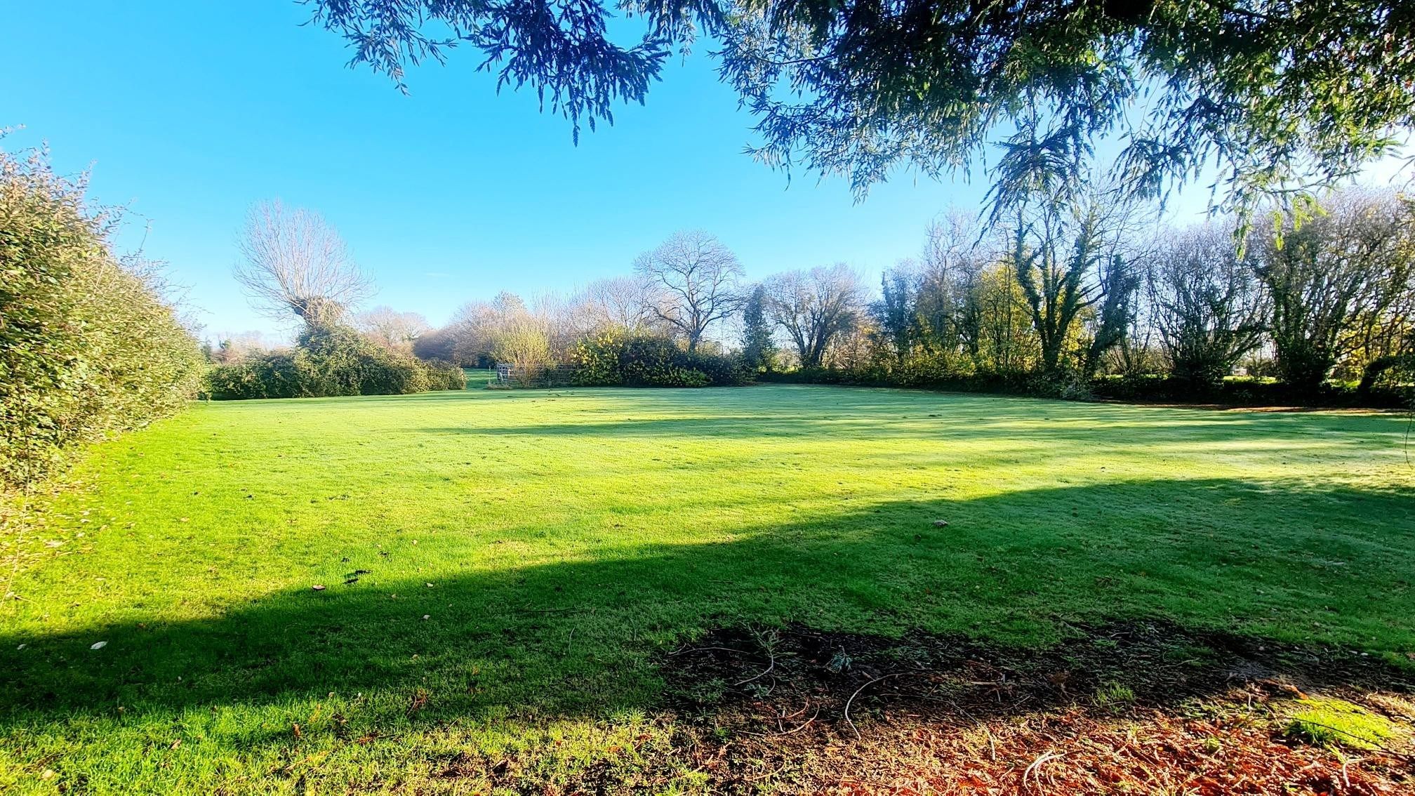 luxury house 9 Rooms for sale on PONT L EVEQUE (14130)