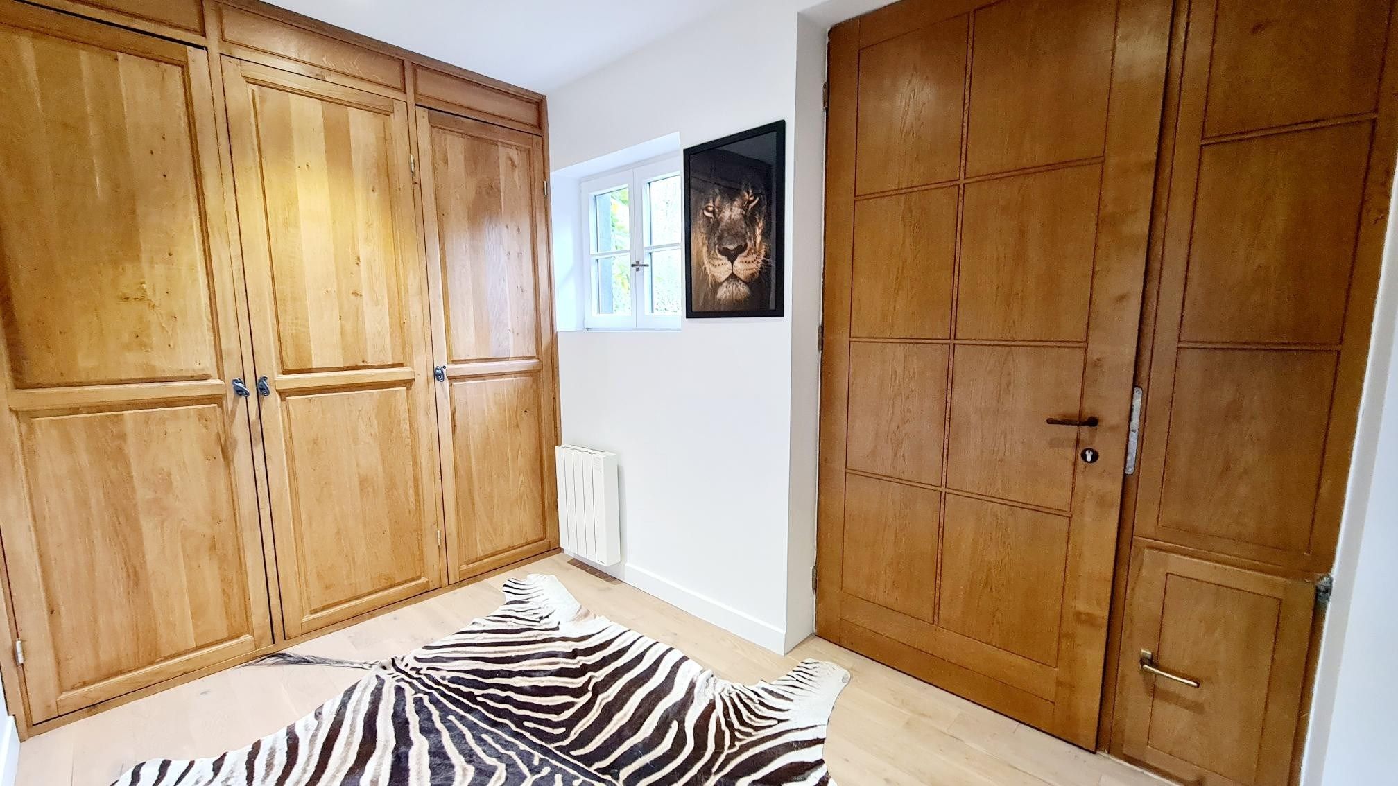 luxury house 9 Rooms for sale on QUETTEVILLE (14130)