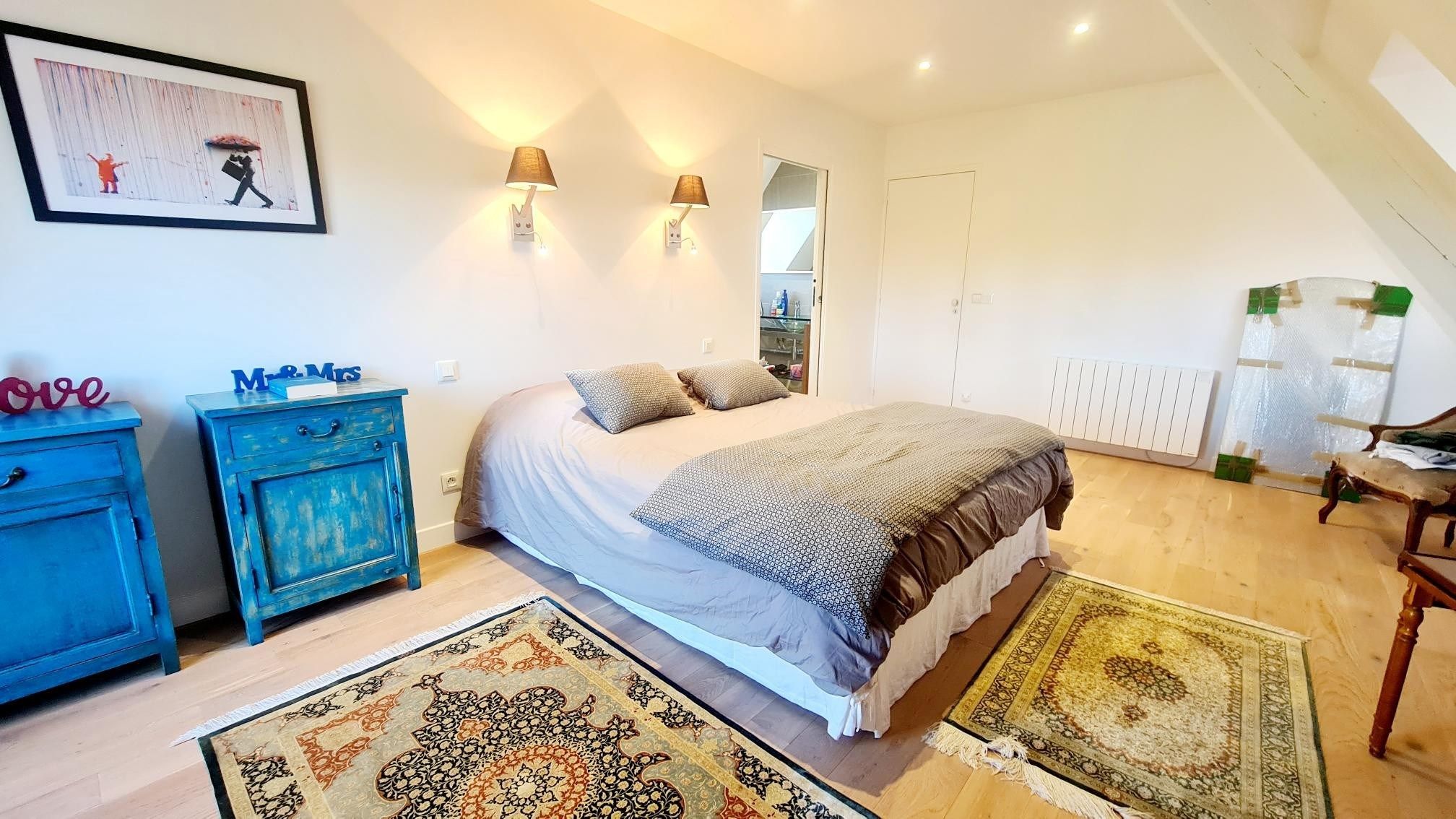luxury house 9 Rooms for sale on QUETTEVILLE (14130)