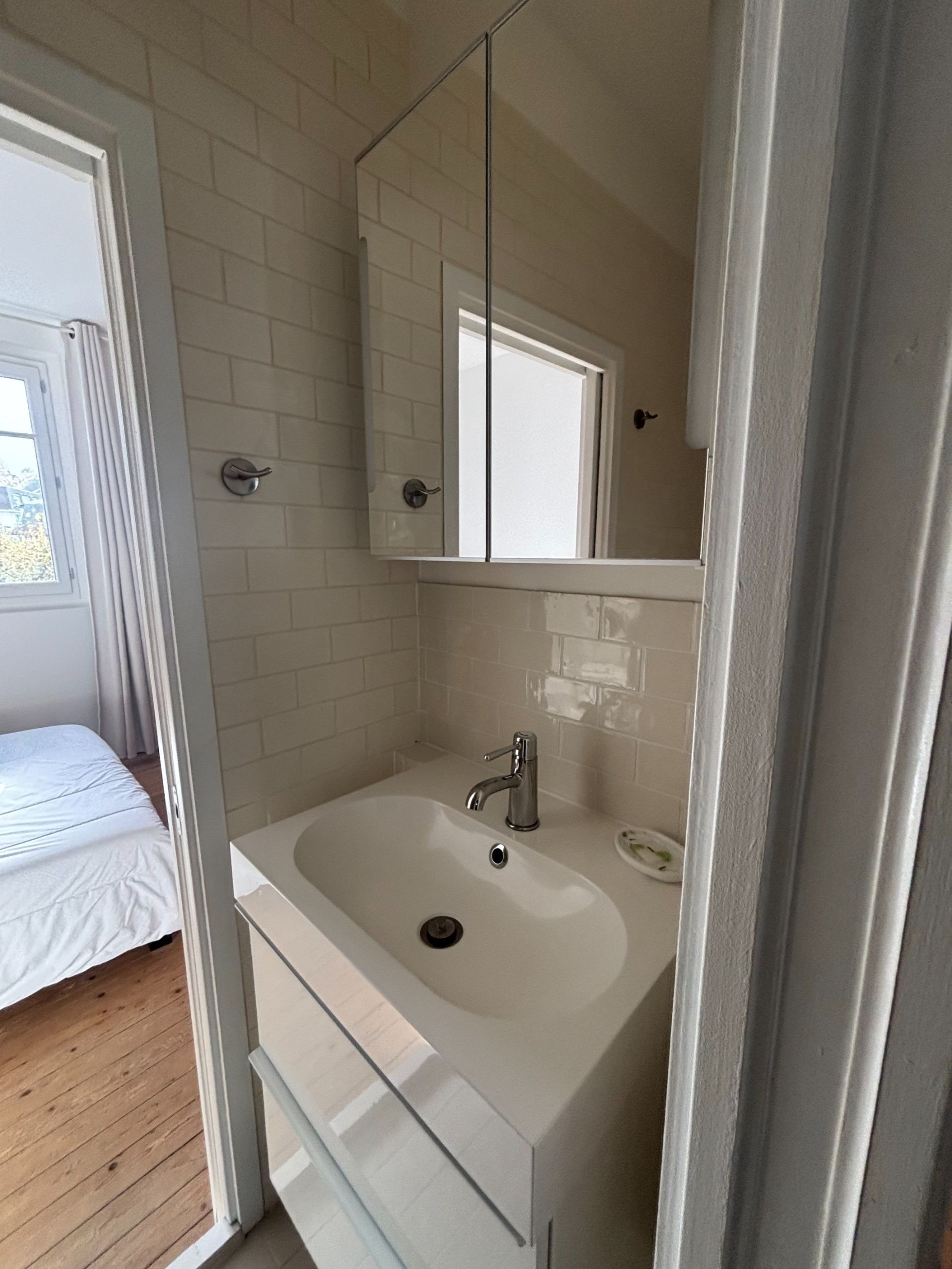 luxury apartment 6 Rooms for sale on VILLERS SUR MER (14640)