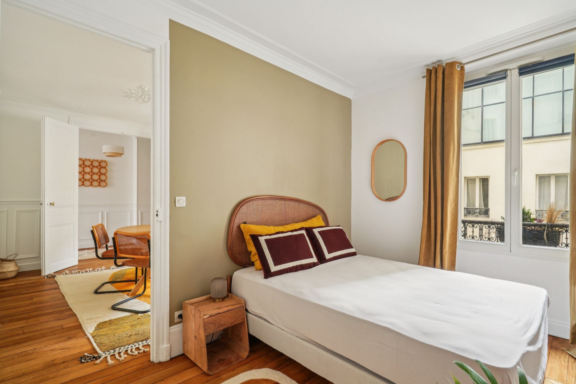 luxury apartment 4 Rooms for rent on PARIS (75007)