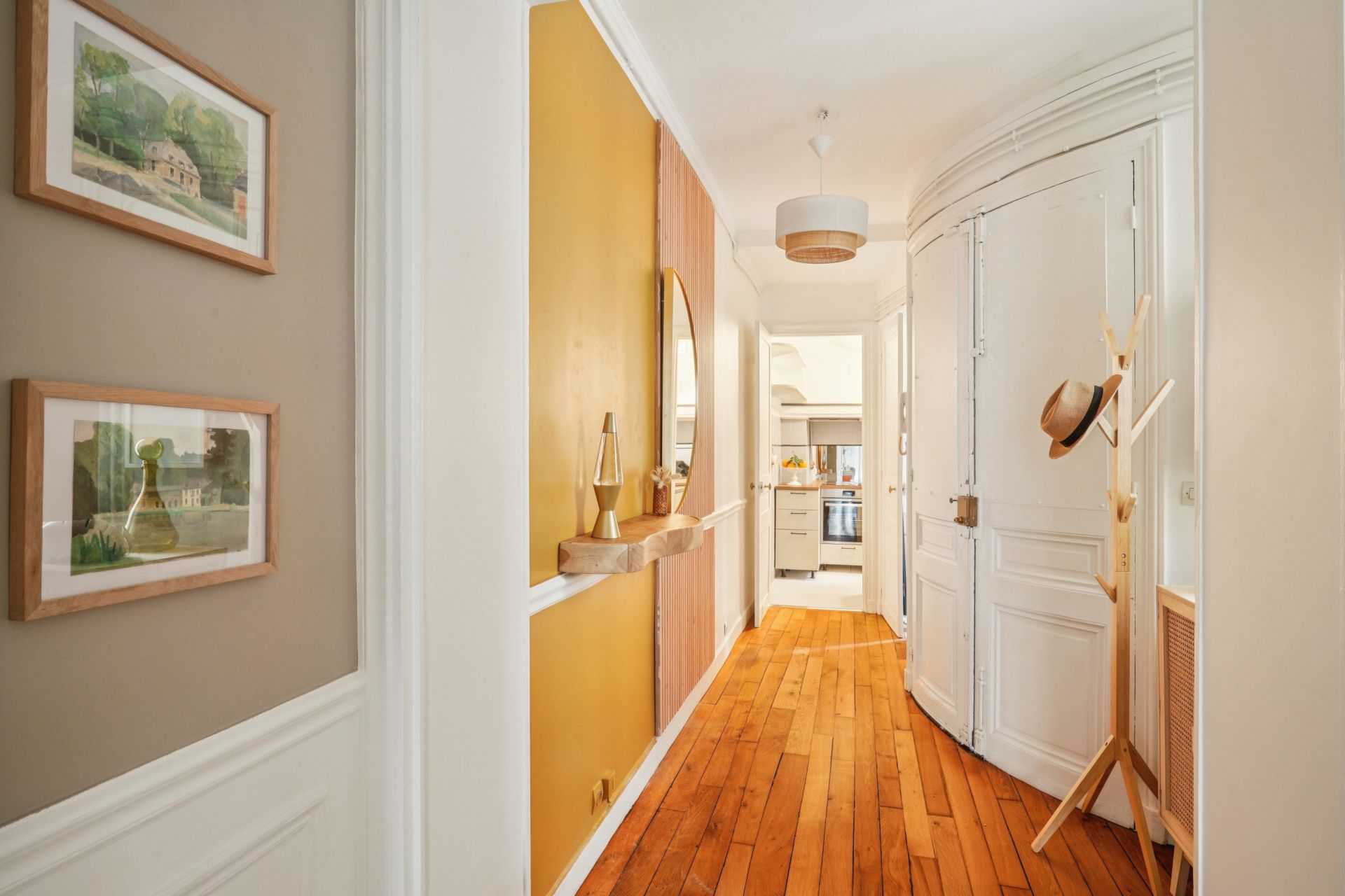 luxury apartment 4 Rooms for rent on PARIS (75007)