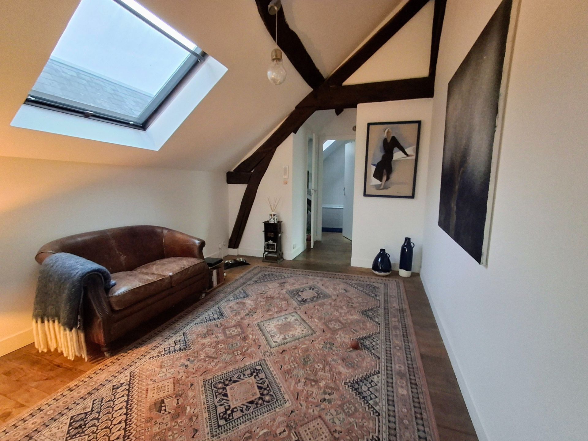 luxury house 9 Rooms for sale on TOURS (37000)