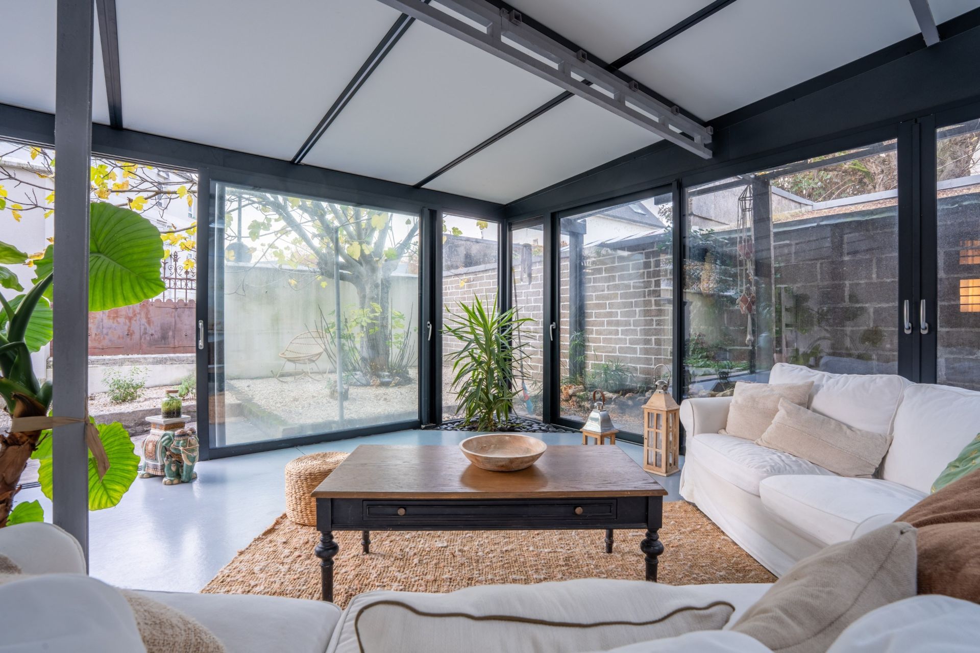 luxury house 9 Rooms for sale on TOURS (37000)